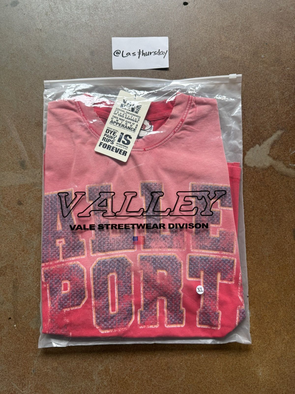 Vale Vale Valley Sports Division Tee Red XL Size US XL / EU 56 / 4 - 2 Thumbnail