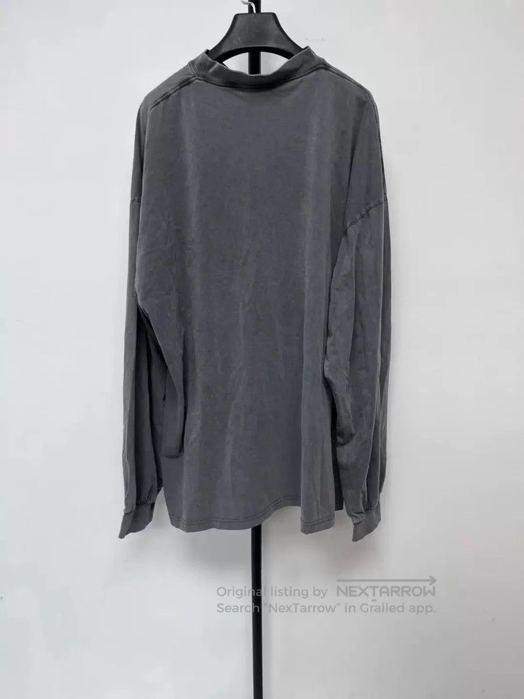 Balenciaga Balenciaga Gray Printed Long Sleeve T-Shirt. Size US L / EU 52-54 / 3 - 3 Thumbnail