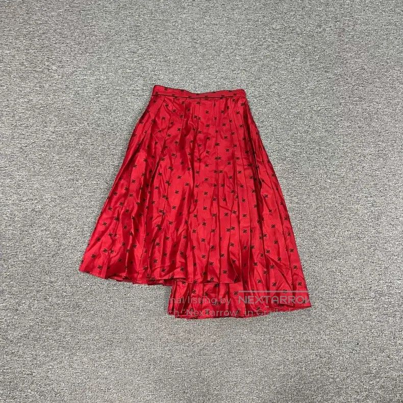 Fendi Fendi Letter print irregular mulberry silk pleated skirt, Size 25" / US 0 / IT 36 - 1 Thumbnail