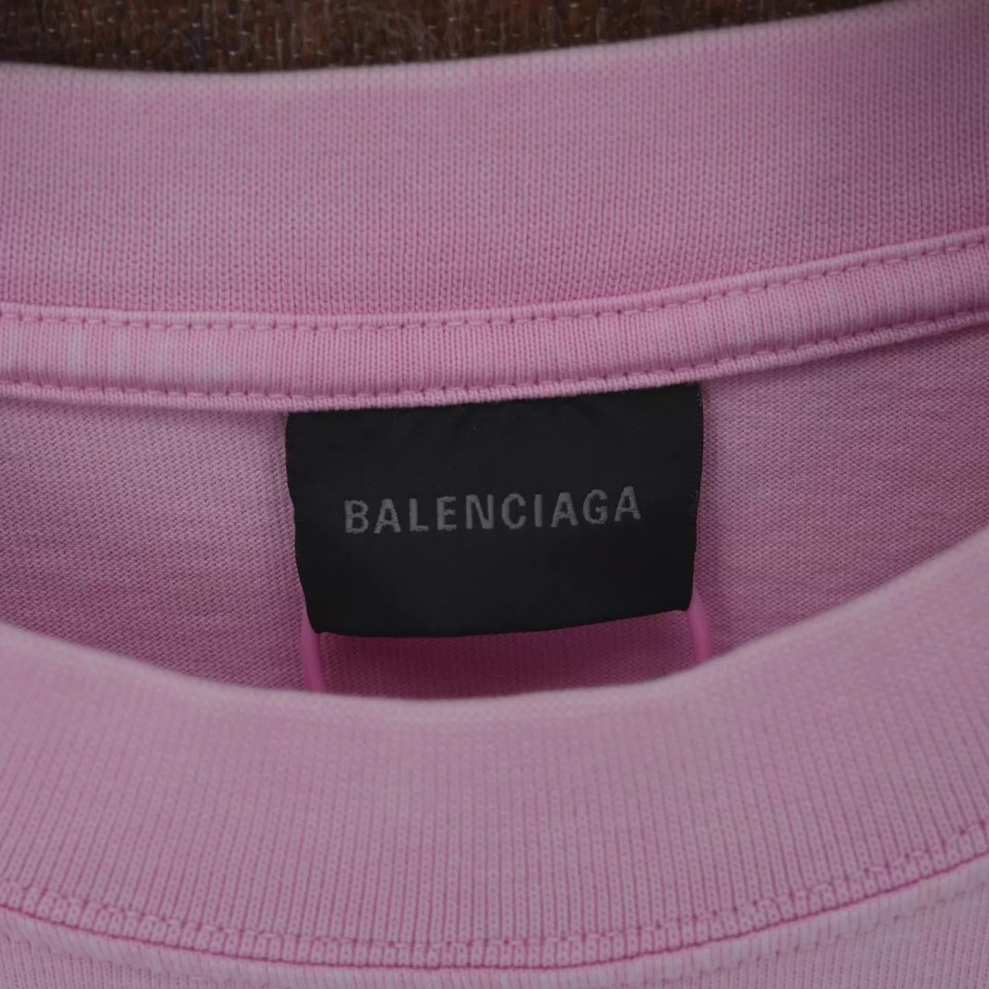 Balenciaga Balenciaga Pink Inkblot Logo Short Sleeve Tee S New Worn Once Size S / US 4 / IT 40 - 4 Thumbnail