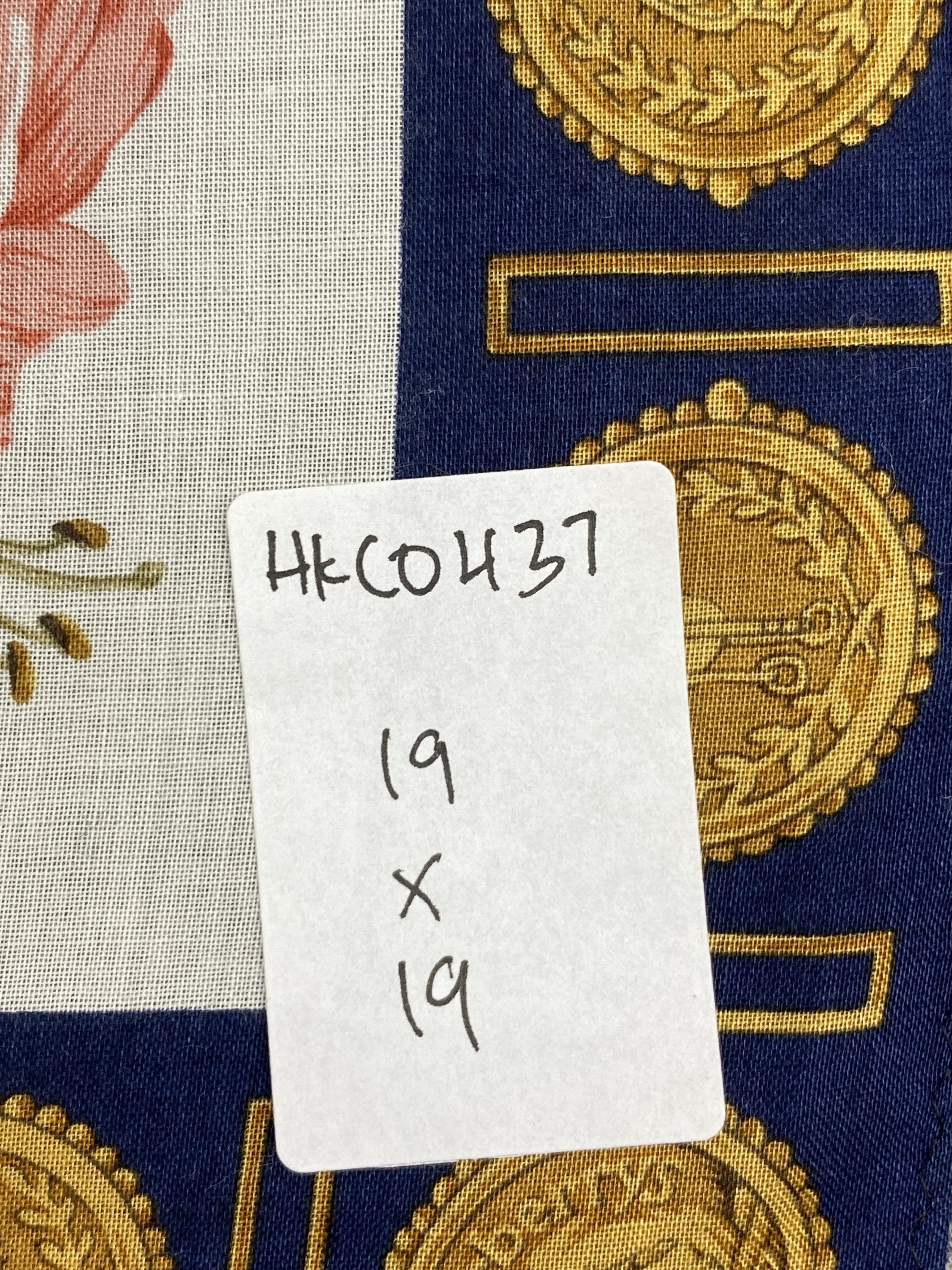 Burberry Burberry Handkerchief / Neckwear / Bandana HKC0437 Size ONE SIZE - 7 Thumbnail