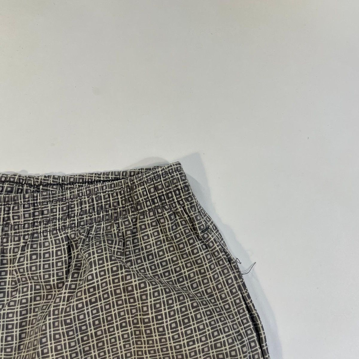 Nike Nike grey and white vintage shorts 90s Size US 36 / EU 52 - 4 Thumbnail