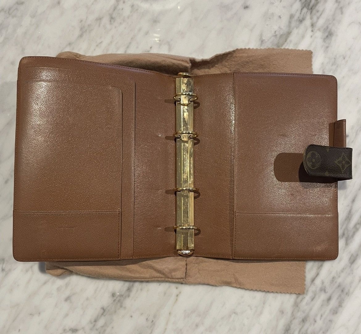 Louis Vuitton Large ring Agenda cover Size 44 - 5 Thumbnail