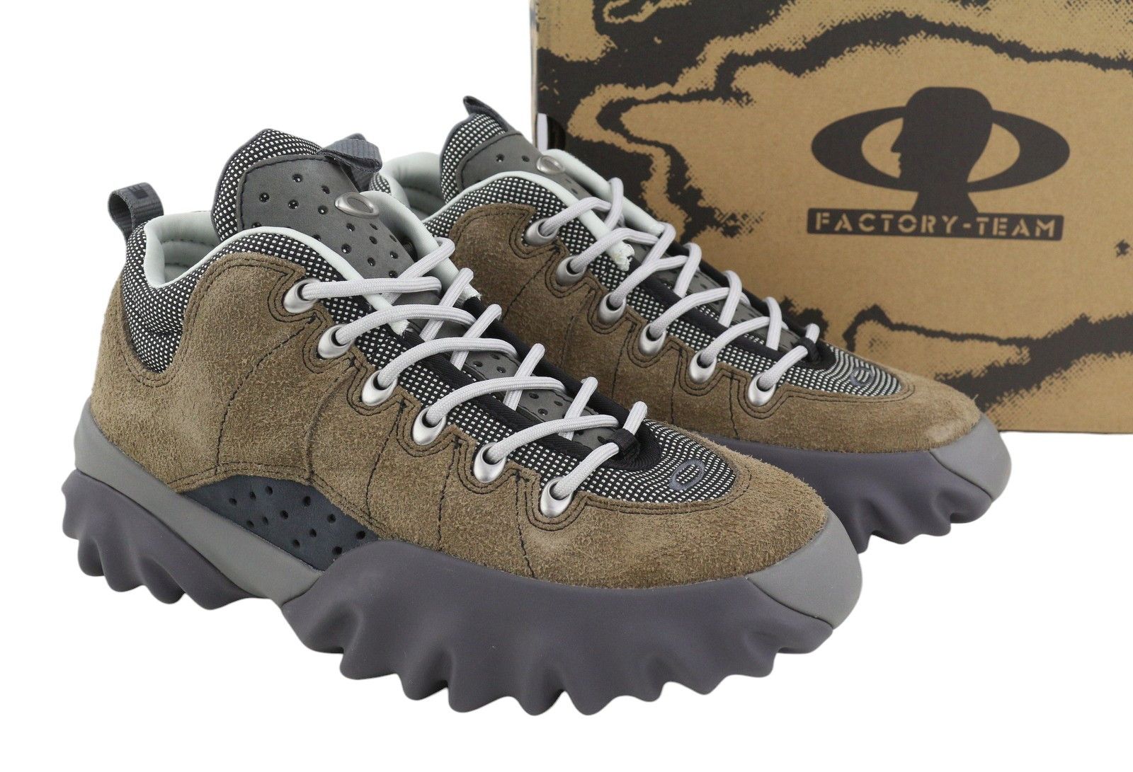 Oakley FACTORY TEAM X BRAIN DEAD EDGE EU39 Cobbiestone 87958 Size US 9 / IT 39 - 1 Thumbnail