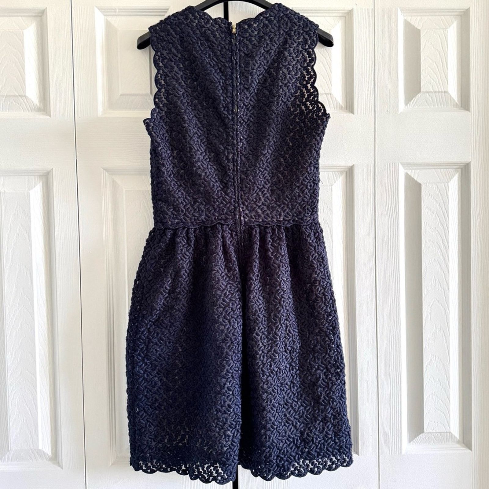 RED Valentino RED VALENTINO Empire Line Dress Navy Lace Size 40, Authentic Size S / US 4 / IT 40 - 5 Thumbnail