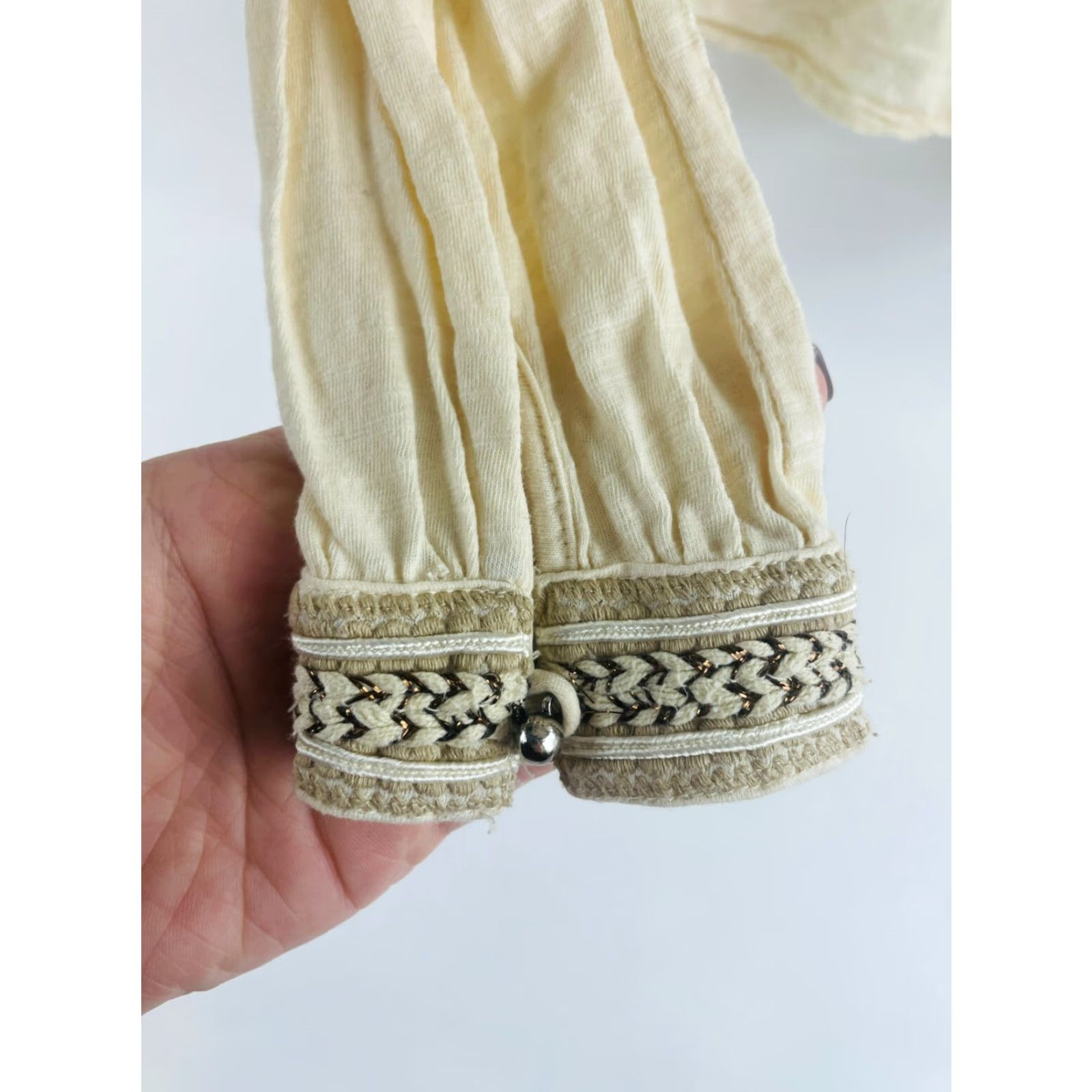 Lucky Brand Lucky Brand Blouse Women's Size S Cream Embroidered w/ Pearls V-Neck Long Sleeve Shirt Size S / US 4 / IT 40 - 5 Thumbnail