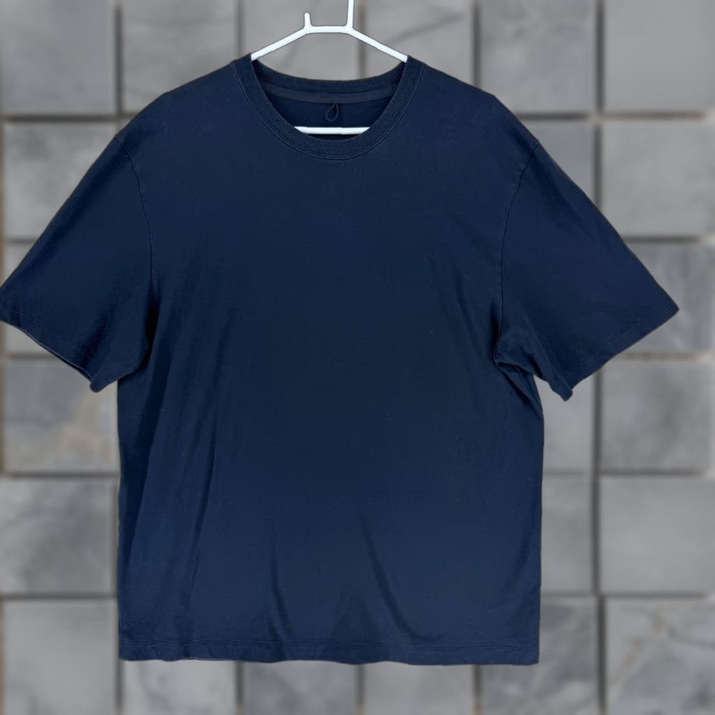 Lululemon Lululemon TShirt Mens XL Black Crew Neck Short Sleeve Casual Athleisure Top Size US XL / EU 56 / 4 - 1 Thumbnail