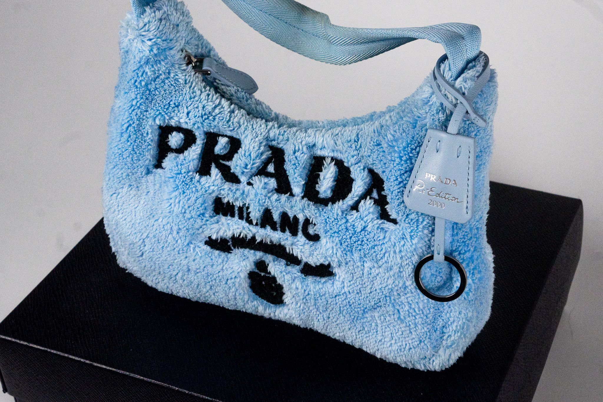 Prada Prada Re-Edition 2000 Terry Mini Shoulder Bag Size ONE SIZE - 3 Thumbnail