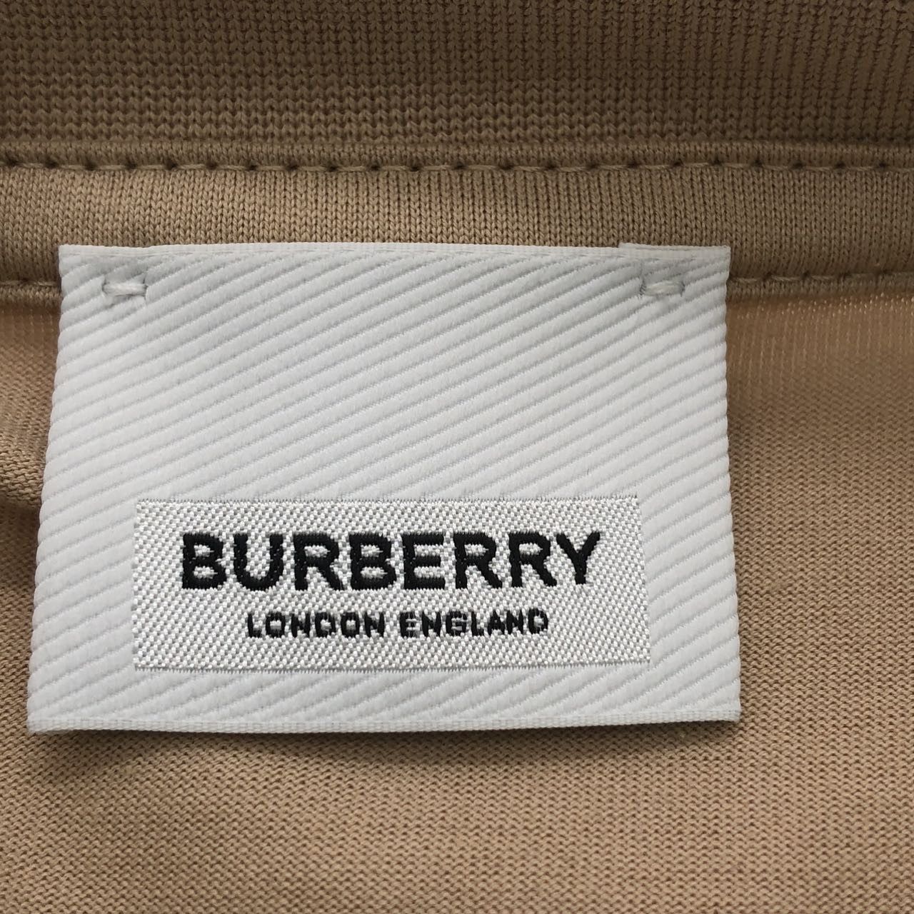 Burberry Burberry Side Check Short Sleeve Drop Shoulder T-shirt K26WX Size US XS / EU 42 / 0 - 5 Thumbnail