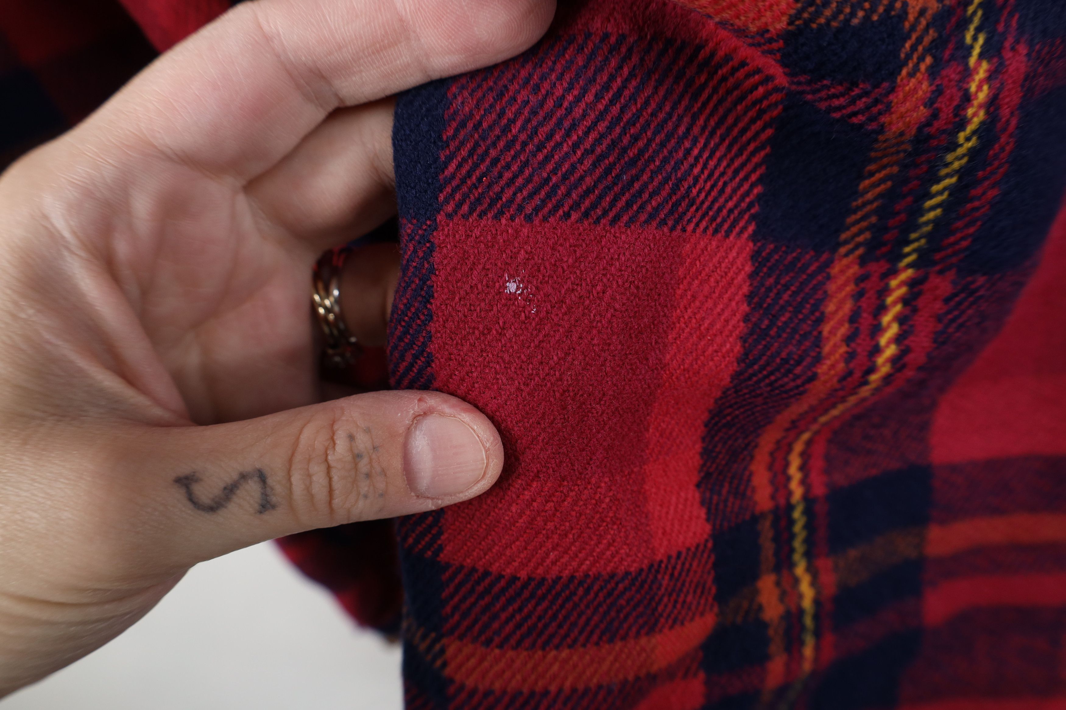 Vintage Vintage 70s Streetwear Knit Double Pocket Button Shirt Size US L / EU 52-54 / 3 - 13 Thumbnail
