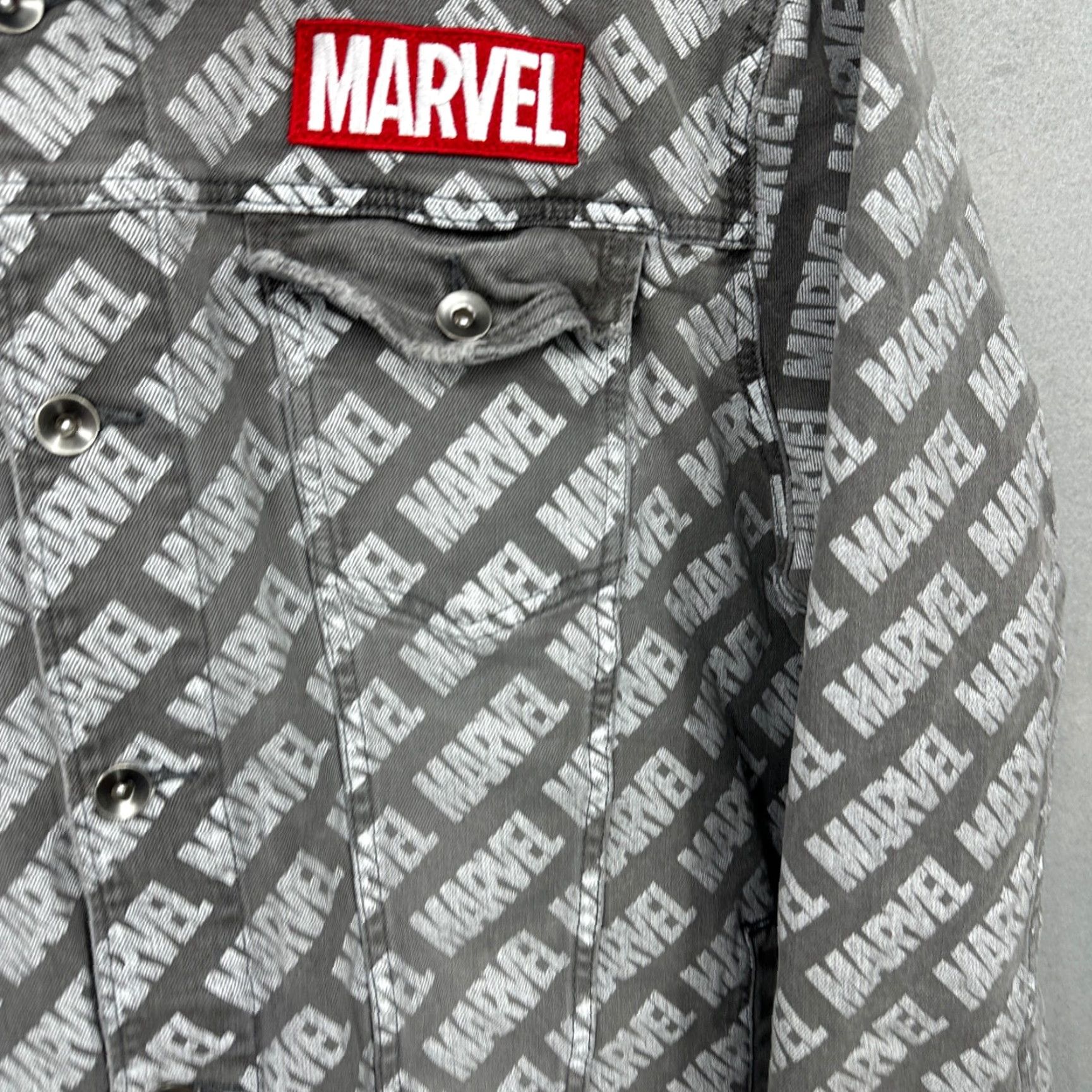 Disney Disney Marvel Her Universe Jacket Womens Denim Trucker Gray 2XL All Over Print Size XXL / US 16-18 / IT 52-54 - 6 Thumbnail