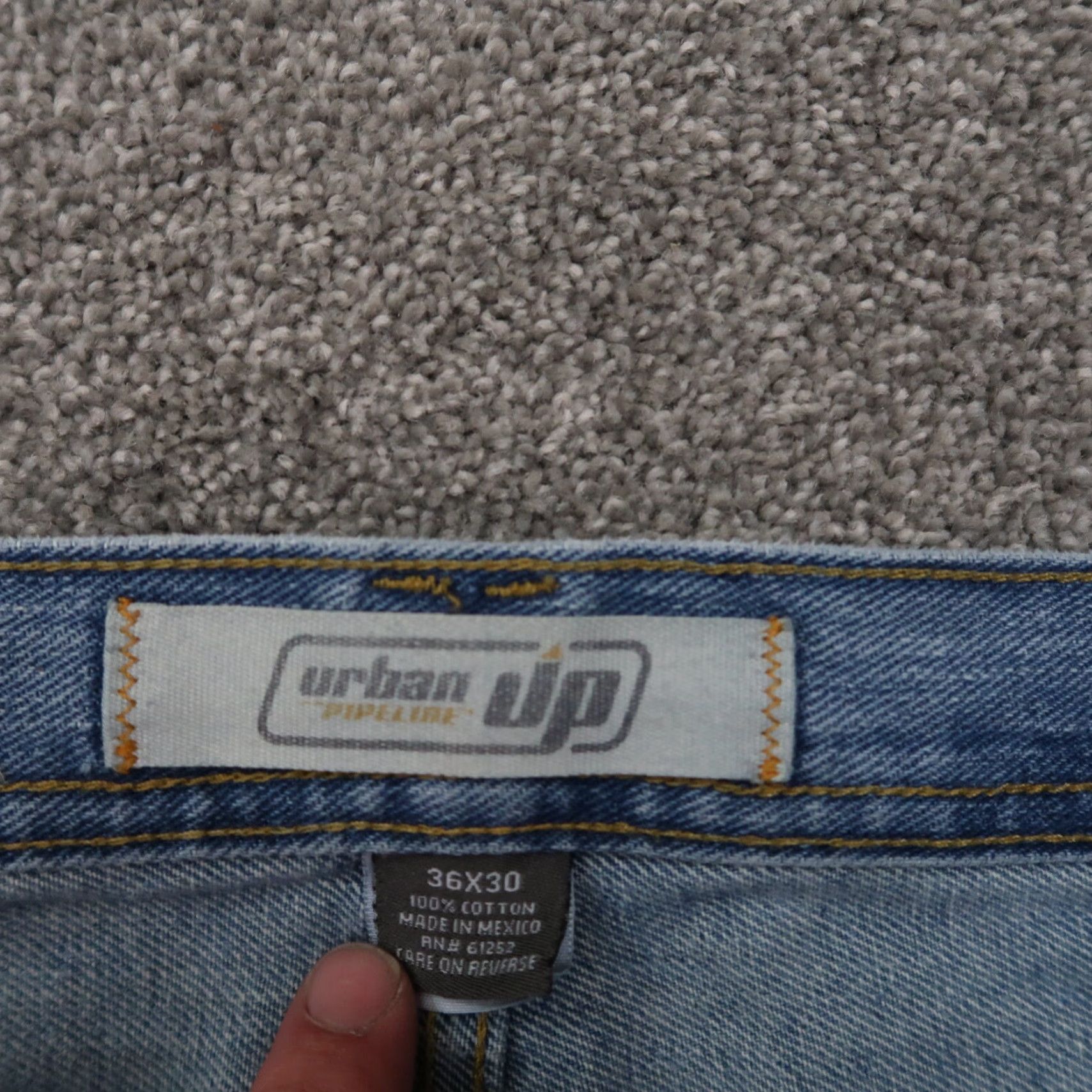 Vintage Urban Pipeline Jeans Mens 36x30 Distressed Blue Denim 5-Pocket Straight Relaxed Size US 36 / EU 52 - 3 Thumbnail