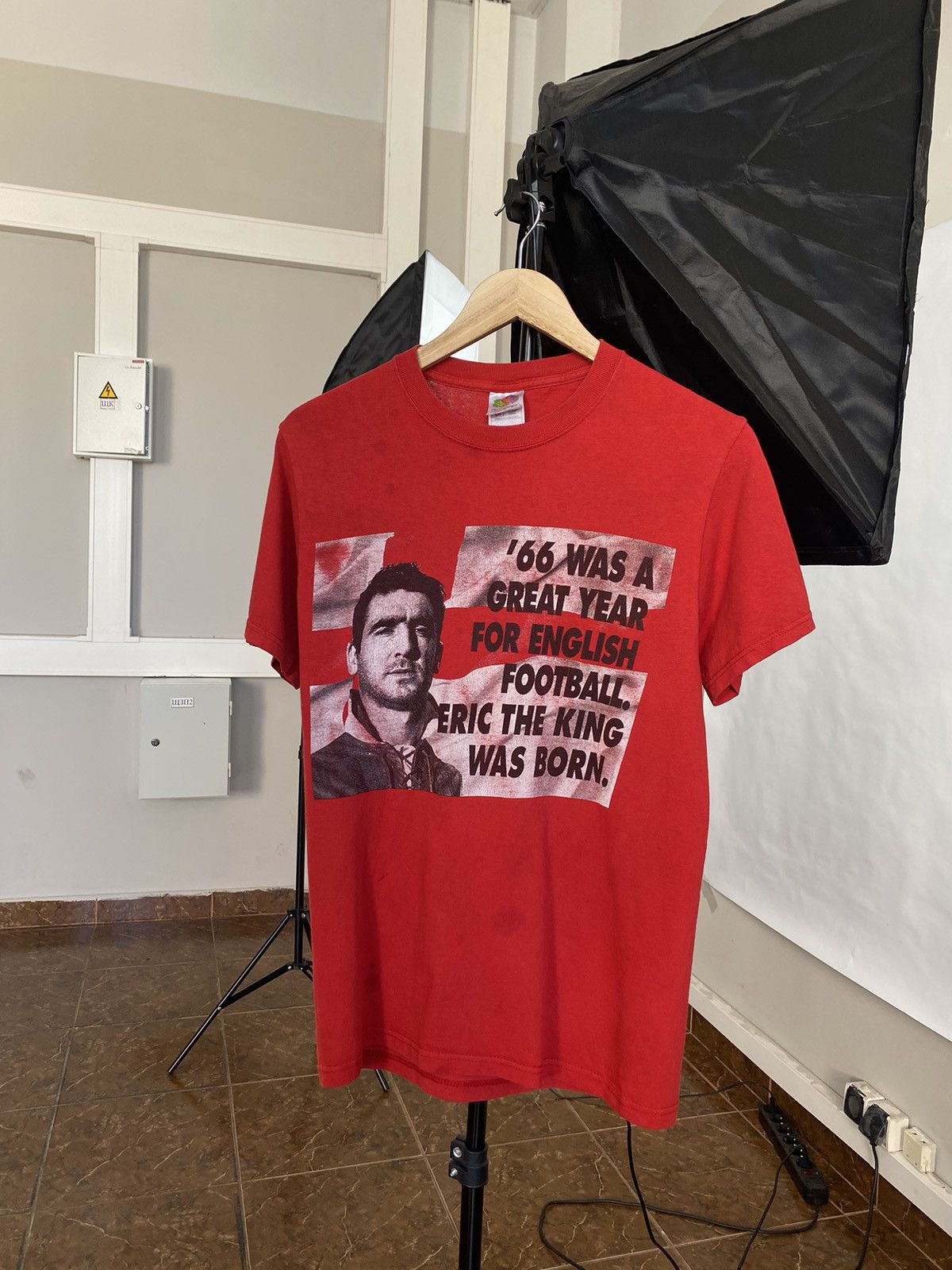Fruit Of The Loom Vintage Eric Cantona T-Shirt Soccer Legend Rare Retro Size US S / EU 44-46 / 1 - 1 Thumbnail