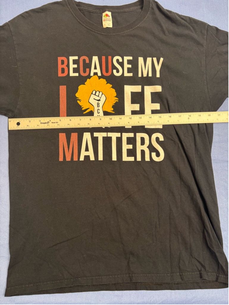 Fruit Of The Loom Men's Fruit of the Loom Black Lives Matter Tshirt L Black Size US L / EU 52-54 / 3 - 2 Thumbnail