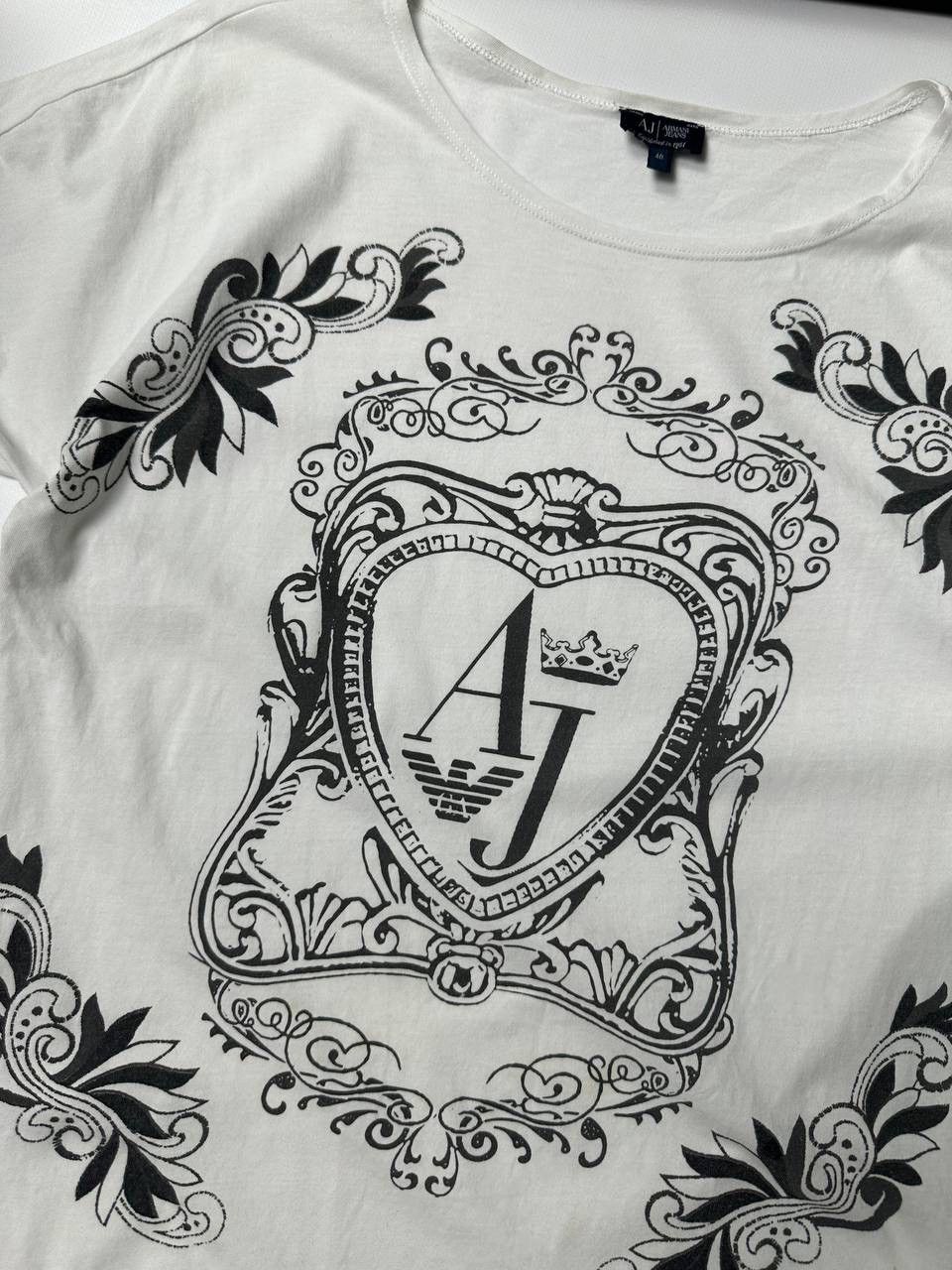 Armani Vintage Armani Womens Tattoo Vibe T Shirt Avant Garde Size S / US 4 / IT 40 - 7 Thumbnail