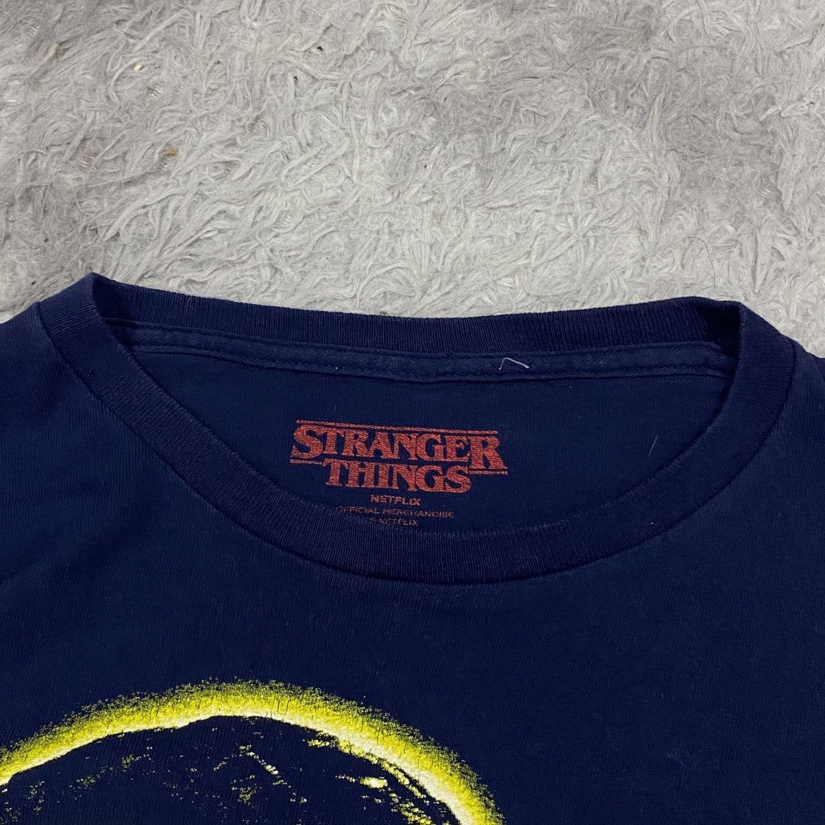 Vintage Netflix tv series stranger things movie film Size US XXL / EU 58 / 5 - 4 Thumbnail