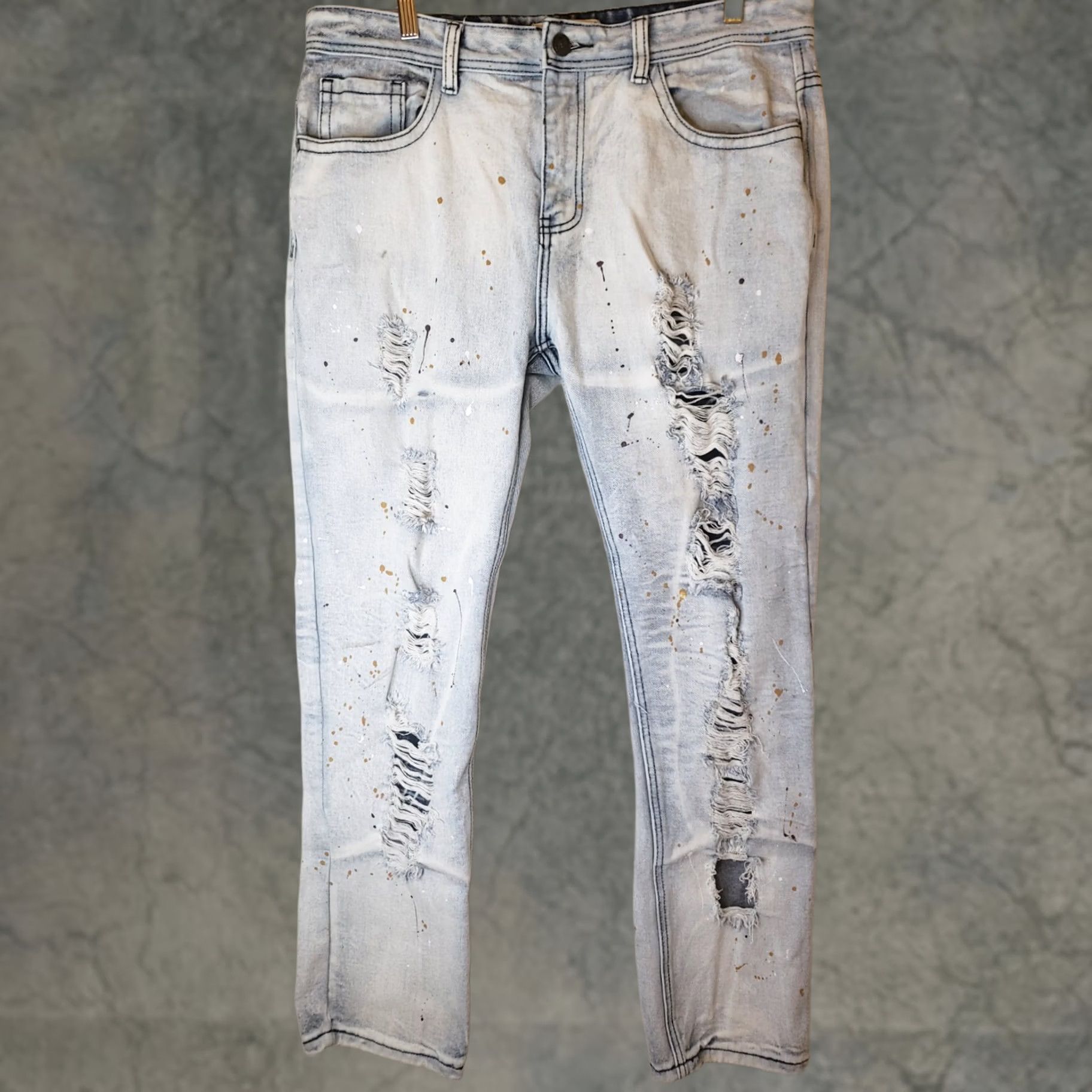 CO Painted Rum Denim Co Jeans 38x32 Distressed Paint Splatter Graphics Regular Men Jeans Blue 98%Cotton 2%Elastane Mid Rise 10-12in Zip Closure Size US 38 / EU 54 - 1 Thumbnail