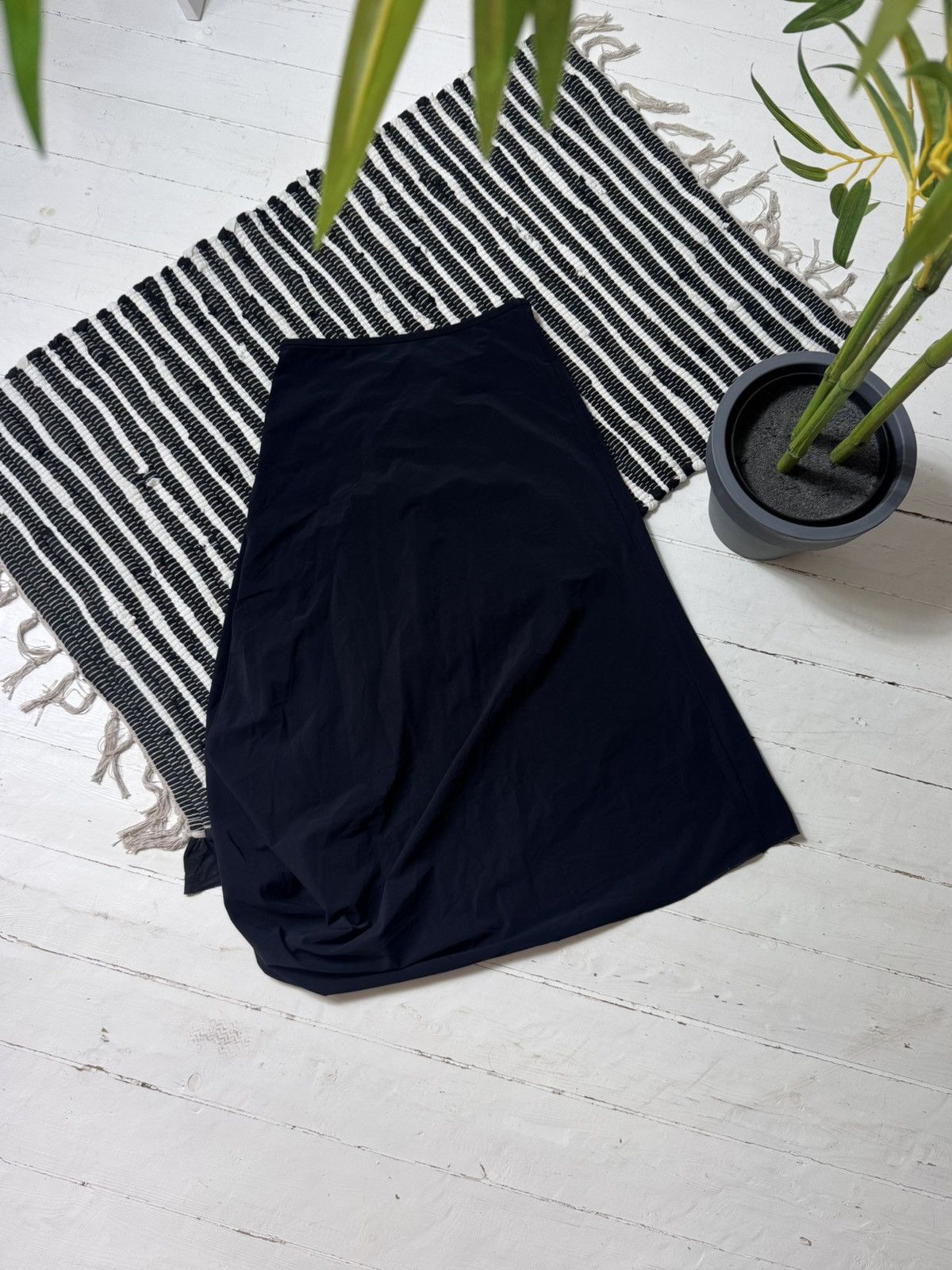 Marithe + Francois Girbaud VINTAGE MARITHE FRANCOIS GIRBAUD AVANT GARDE MIDI SKIRT Size 30" / US 8 / IT 44 - 1 Thumbnail