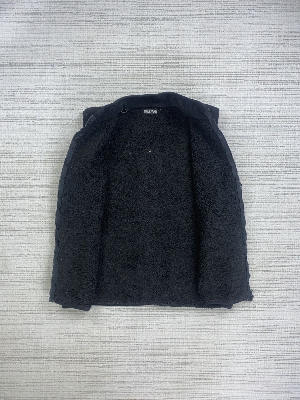 Dragonfly × Japanese Brand × Vintage Vintage Dragon Embroidery Big logo Sherpa Vest Size US M / EU 48-50 / 2 - 7 Thumbnail