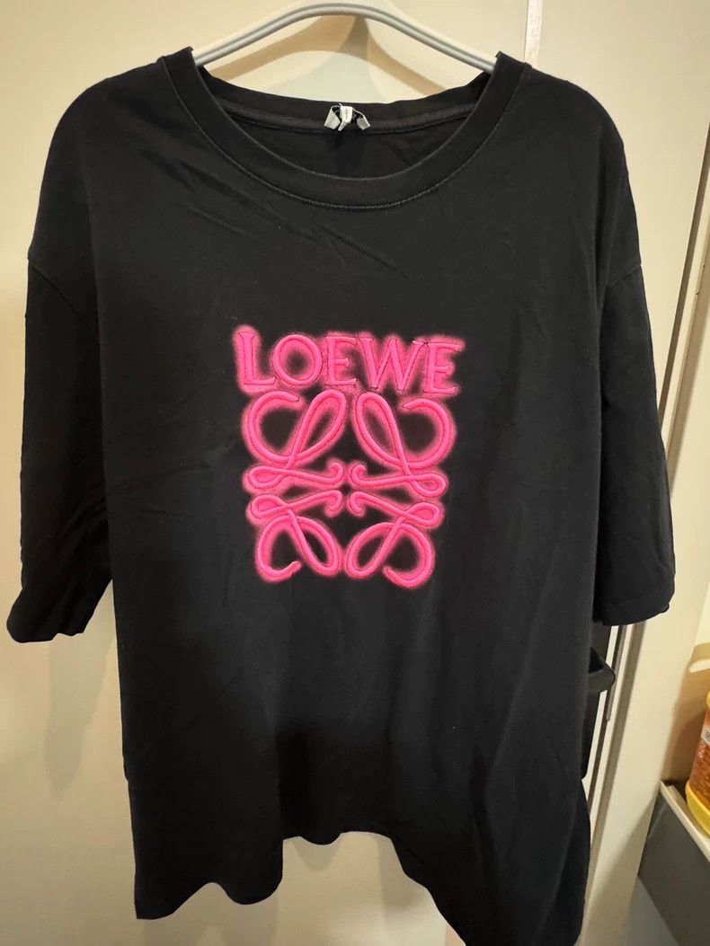 Loewe LOEWE Neon-lit short sleeves Size XL / US 12-14 / IT 48-50 - 1 Thumbnail