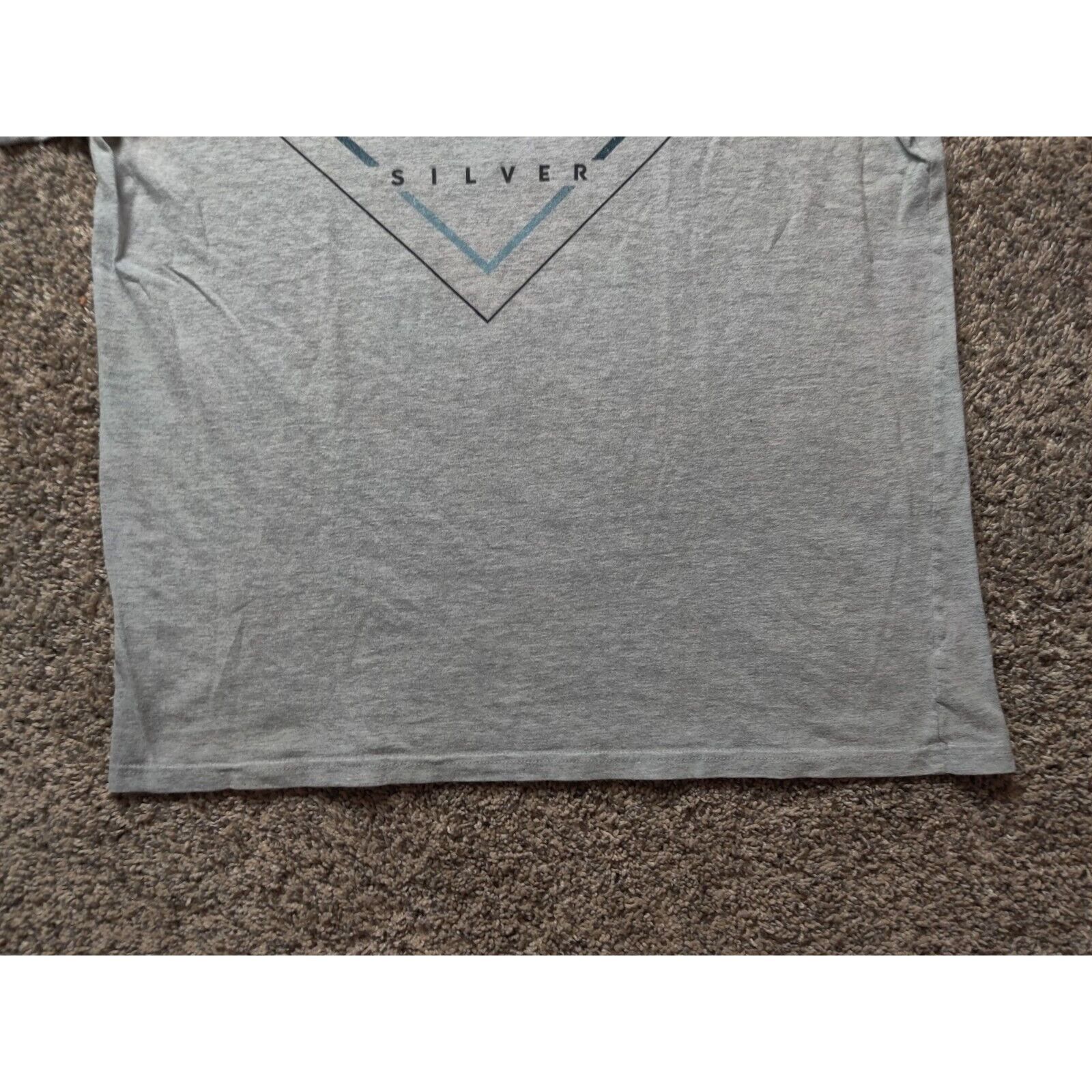 Quiksilver Quiksilver Shirt Adult Mens Large Gray Modern Fit Spell Out Size US L / EU 52-54 / 3 - 5 Thumbnail