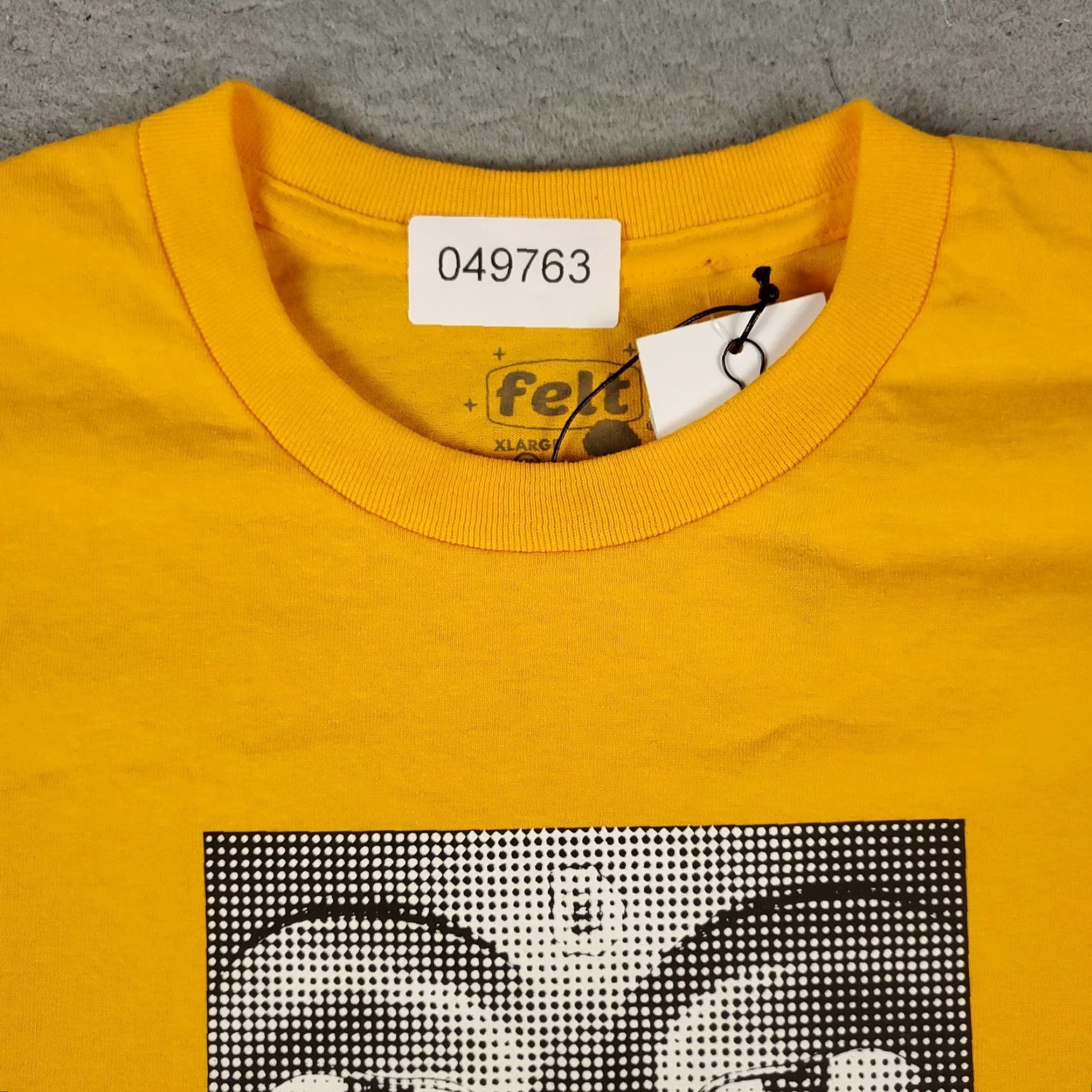FELT For Every Living Thing Shirt Mens XL Yellow Eyes Graphic Short Sleeve Felt Size US XL / EU 56 / 4 - 3 Thumbnail