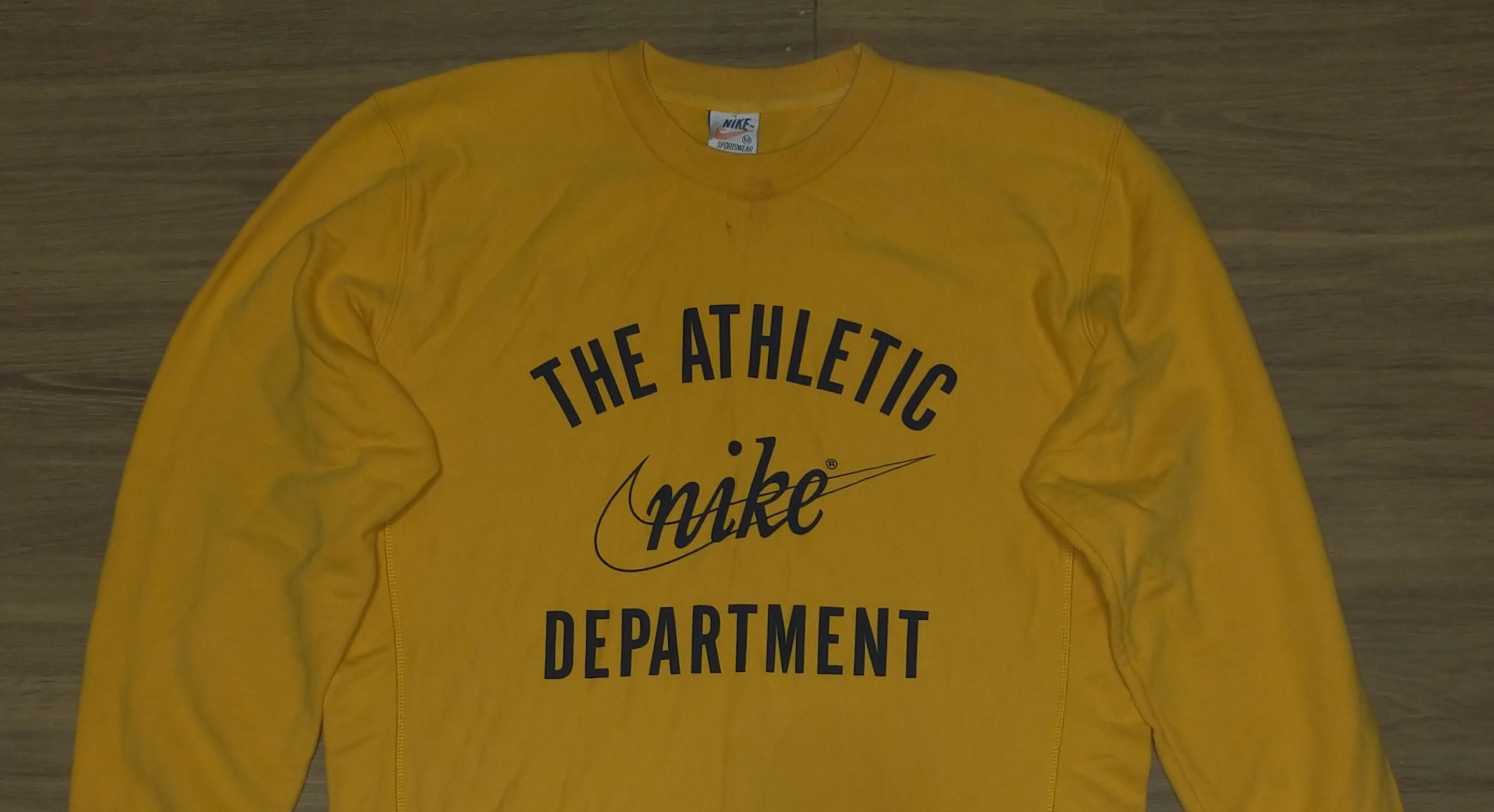 Vintage Vintage Nike crewneck Size US M / EU 48-50 / 2 - 7 Thumbnail