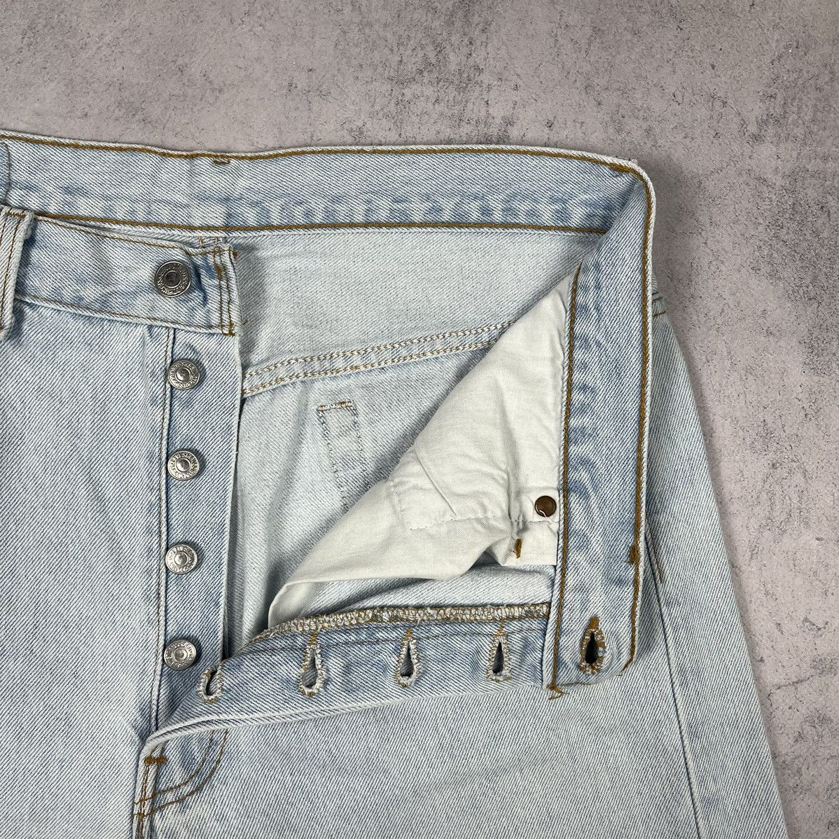 Levi's Vintage Levi’s 501 baby blue made in USA jeans 1993 Size US 34 / EU 50 - 10 Thumbnail