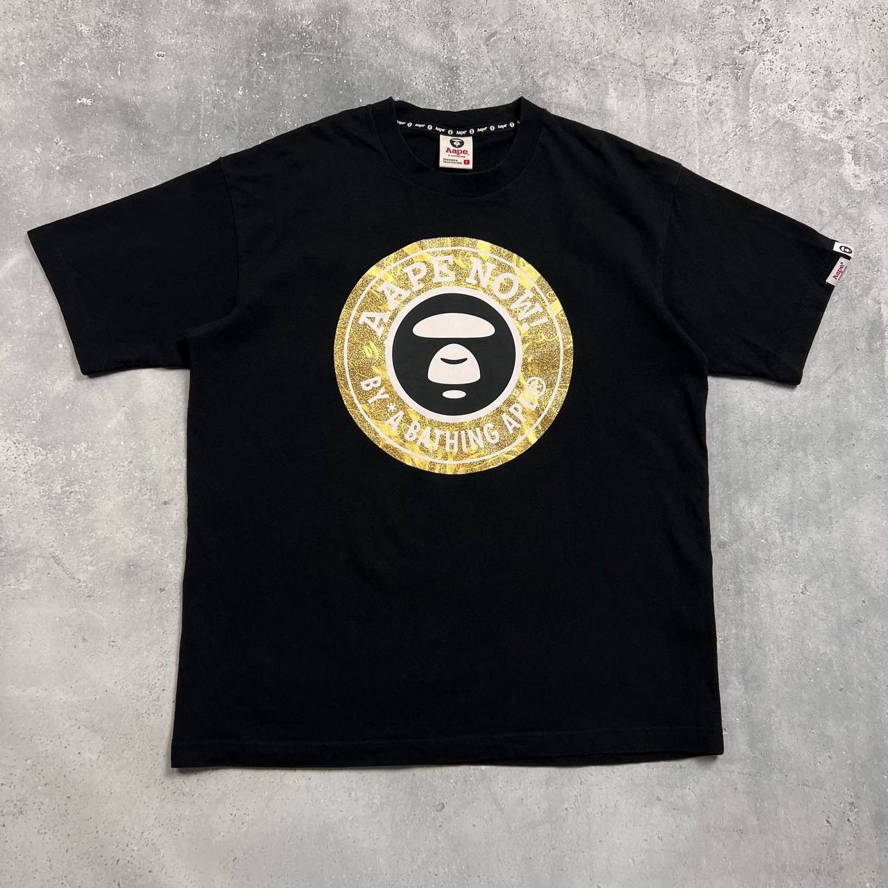 Aape AAPE by A Bathing Ape Gold Logo Universe T Shirt Black Size US S / EU 44-46 / 1 - 1 Thumbnail
