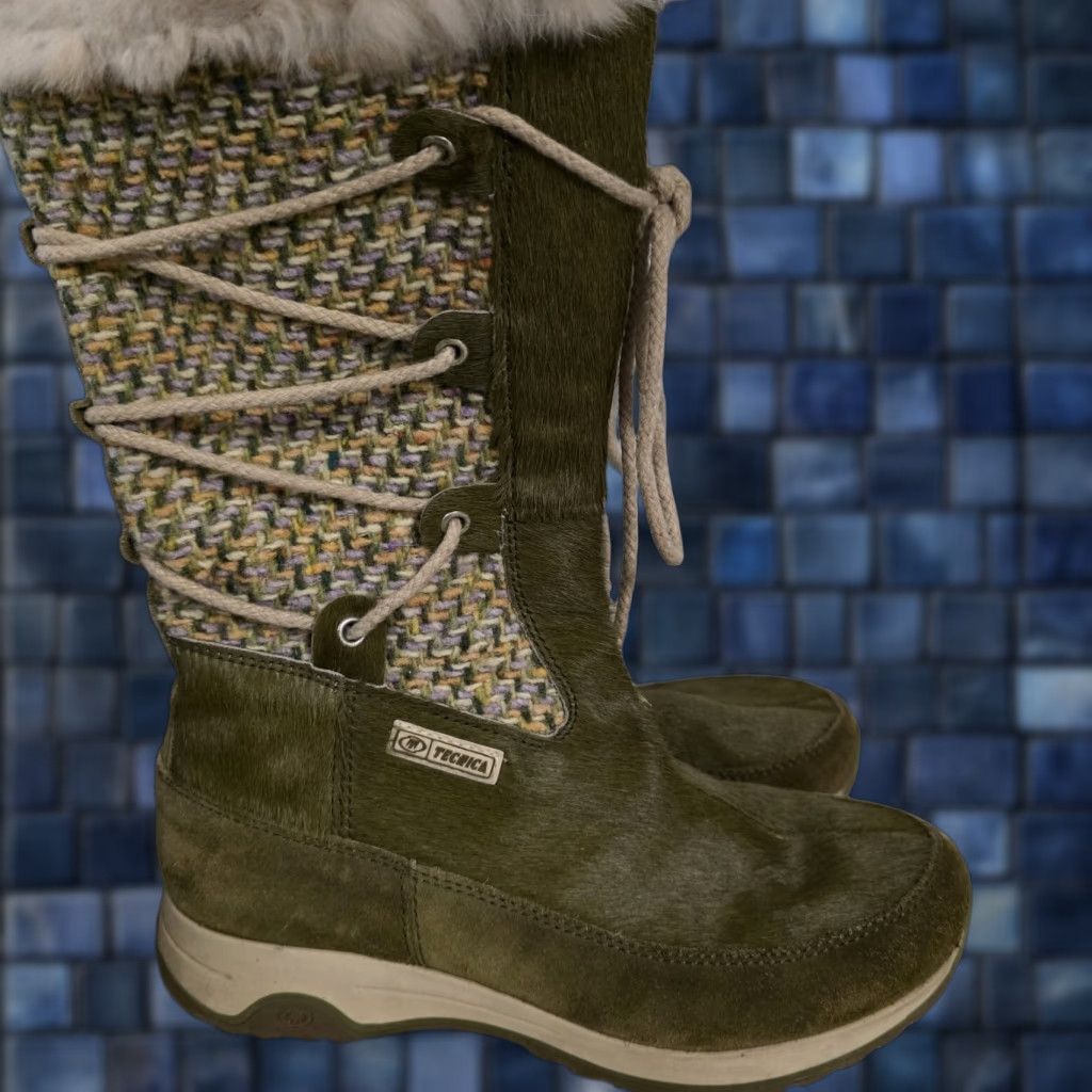 Vintage VINTAGE Tecnica Skandia Goat Fur Apres Ski Boots Women 7 Green Knit Fur Trim Boots Ski Womens Italy Size M / US 6-8 / IT 42-44 - 1 Thumbnail