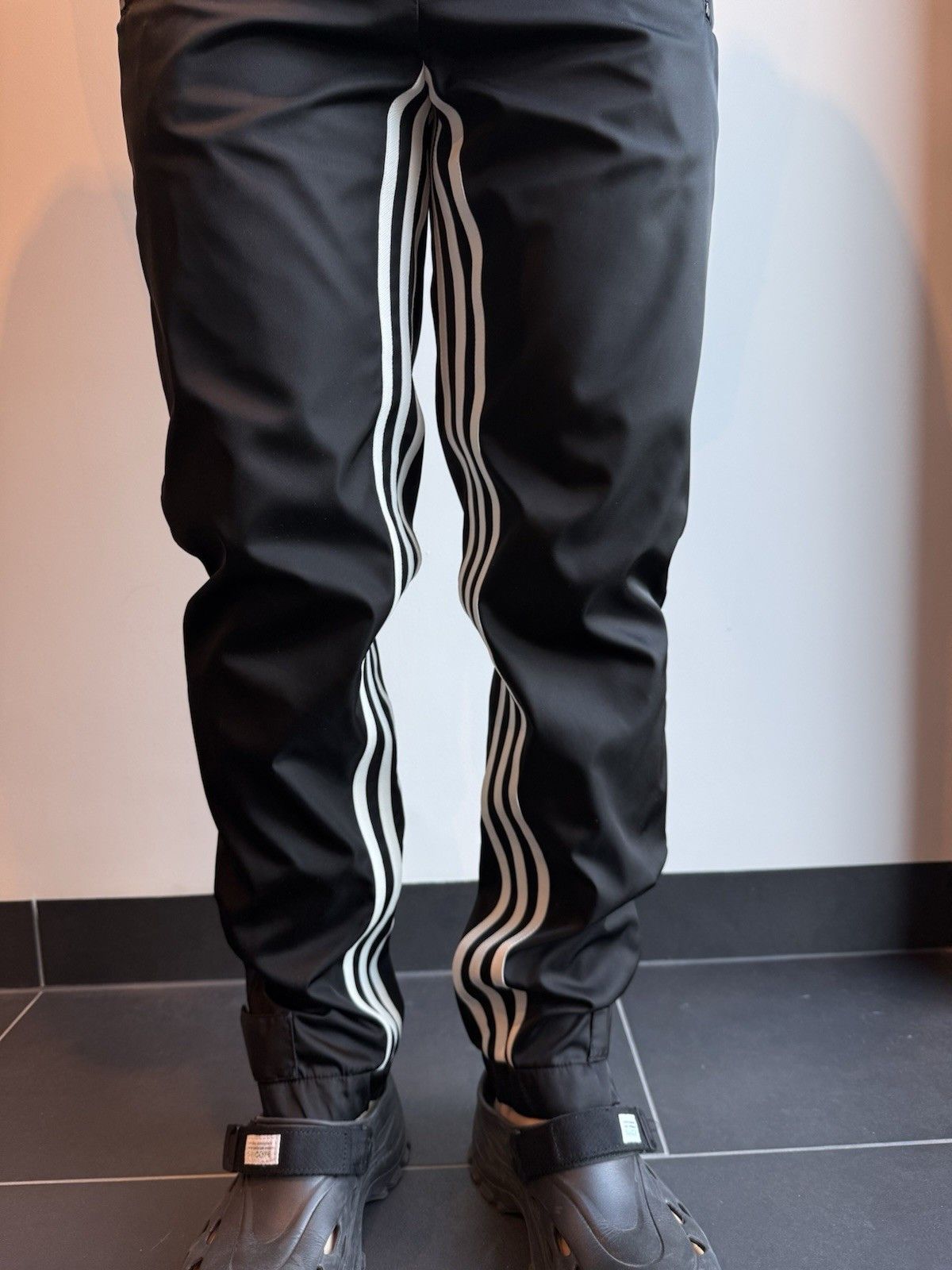 Adidas × Prada DDP Prada x Adidas Original Re-Nylon Pants Black Size XS Size US 30 / EU 46 - 3 Thumbnail