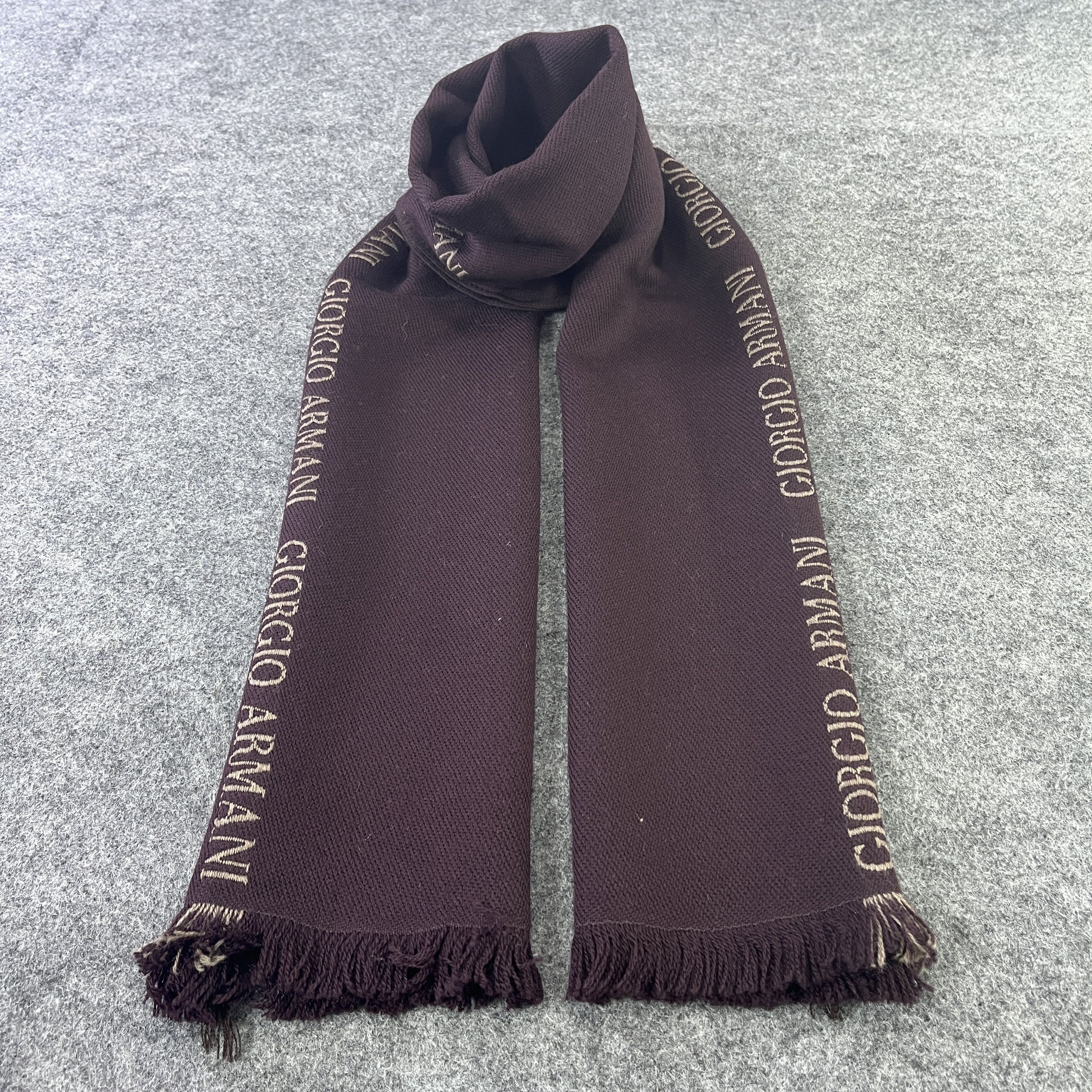 Giorgio Armani Giorgio Armani Scarf / Muffler / Neckwear T795 Size ONE SIZE - 1 Thumbnail