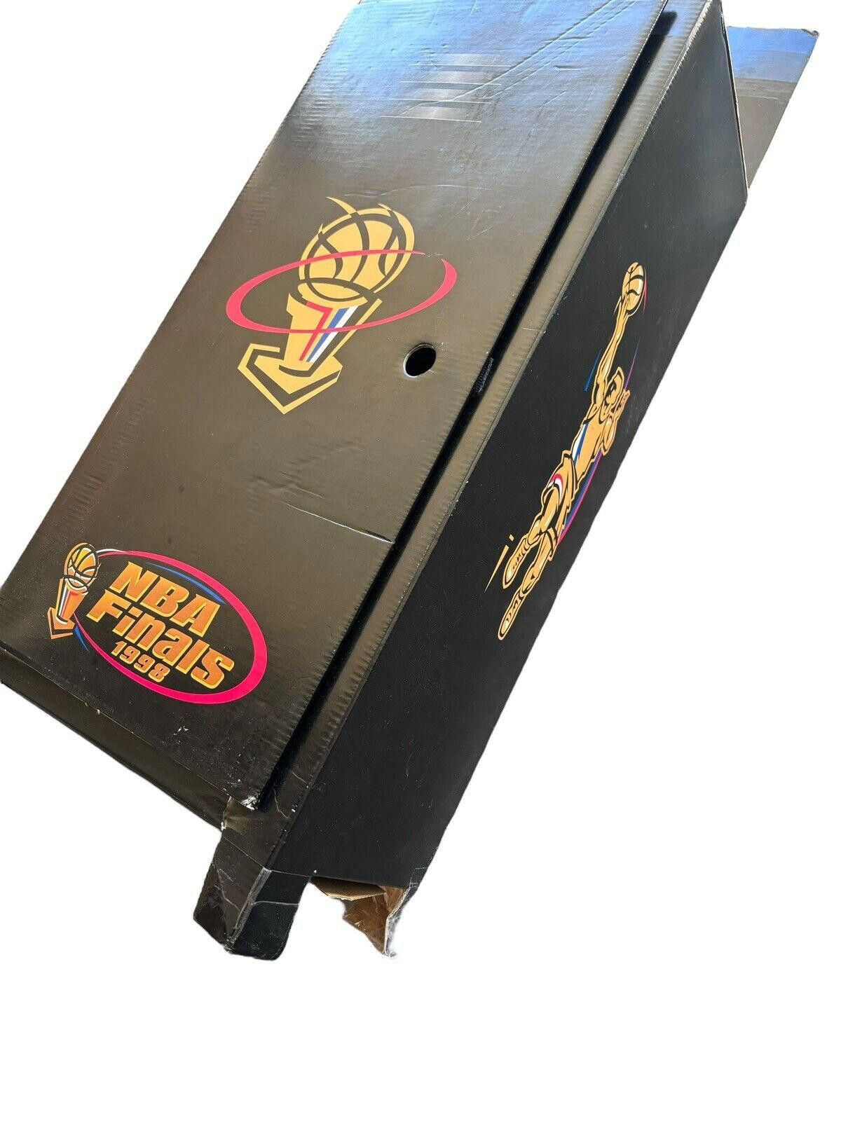Champion 1998 Chicago Bulls NBA Finals Champion Locker Room Vintage Size ONE SIZE - 4 Thumbnail
