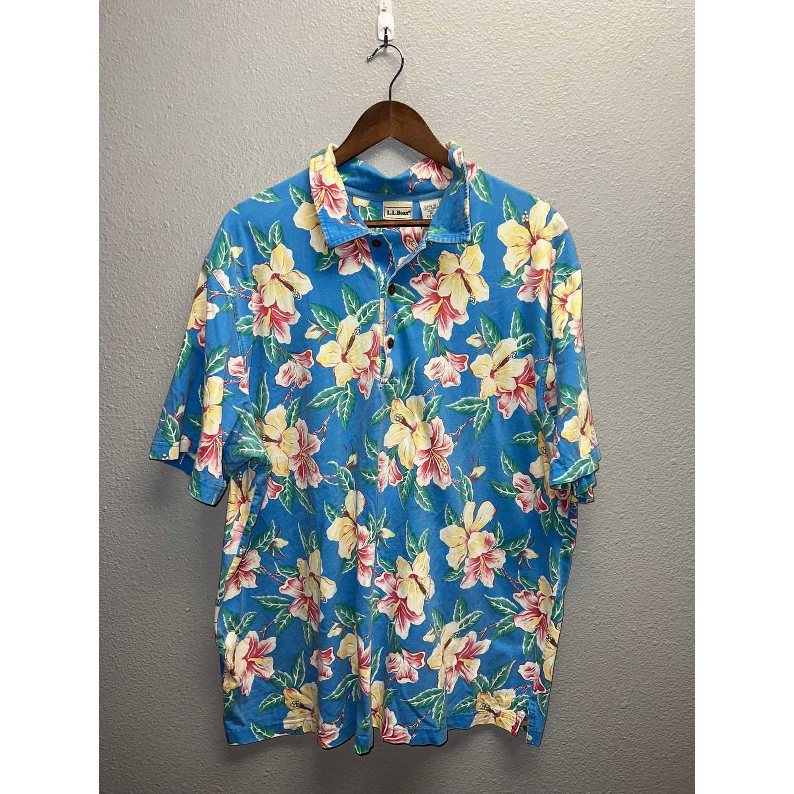L.L. Bean Vintage LL Bean Hawaiian Shirt 1/4 Button Blue Top VTG 2XL Size US XXL / EU 58 / 5 - 1 Thumbnail