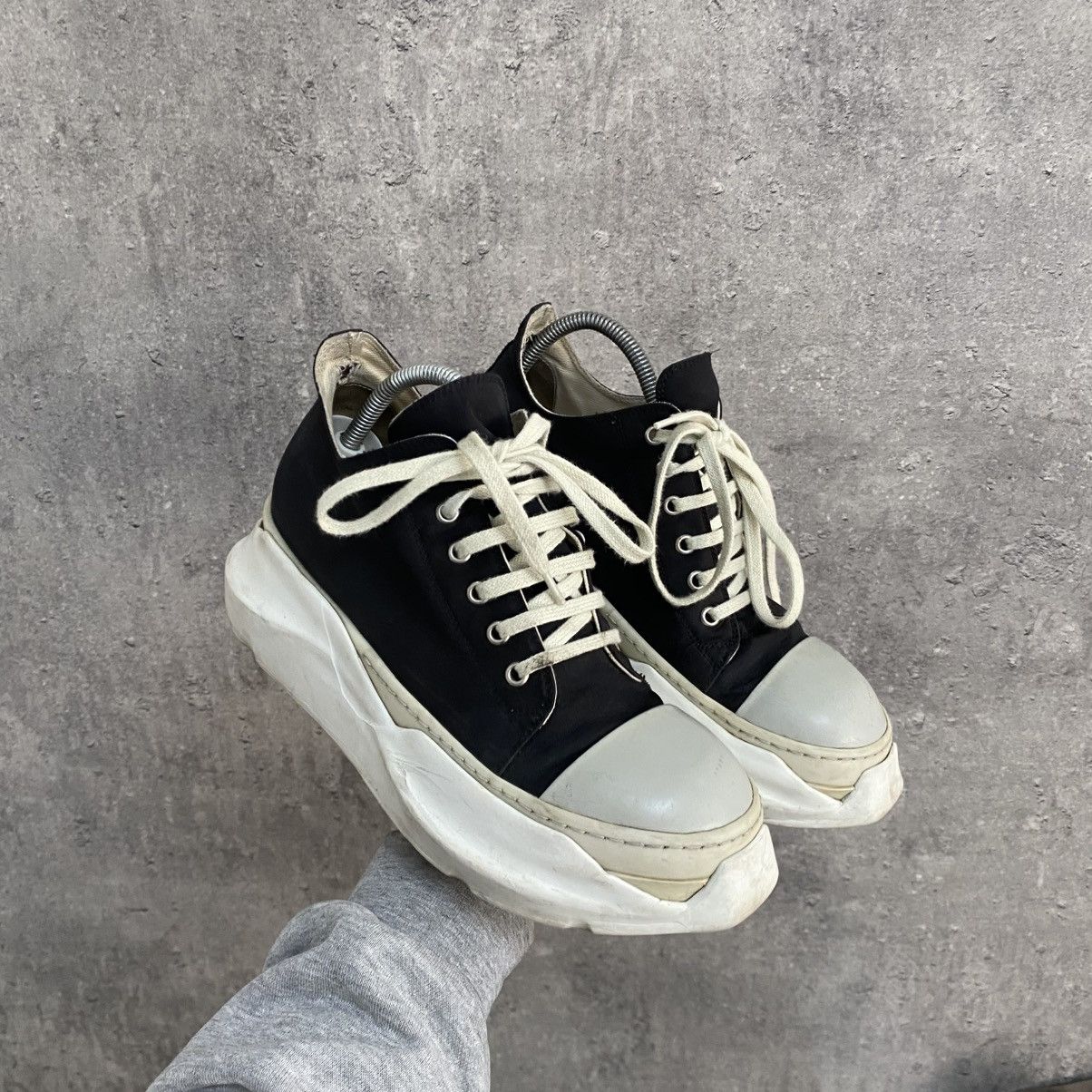 Rick Owens Drkshdw Rick Owens Drkshdw Abstract Low Top Black Milk Sneakers Size US 7 / EU 40 - 3 Thumbnail
