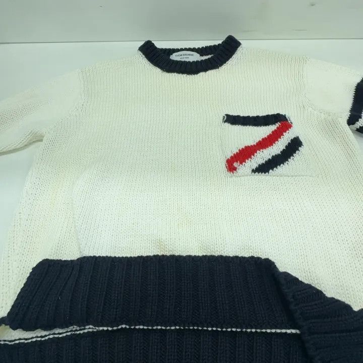 Thom Browne Thom Browne White Striped Knit Sweater for Men -2507 Size US S / EU 44-46 / 1 - 4 Thumbnail