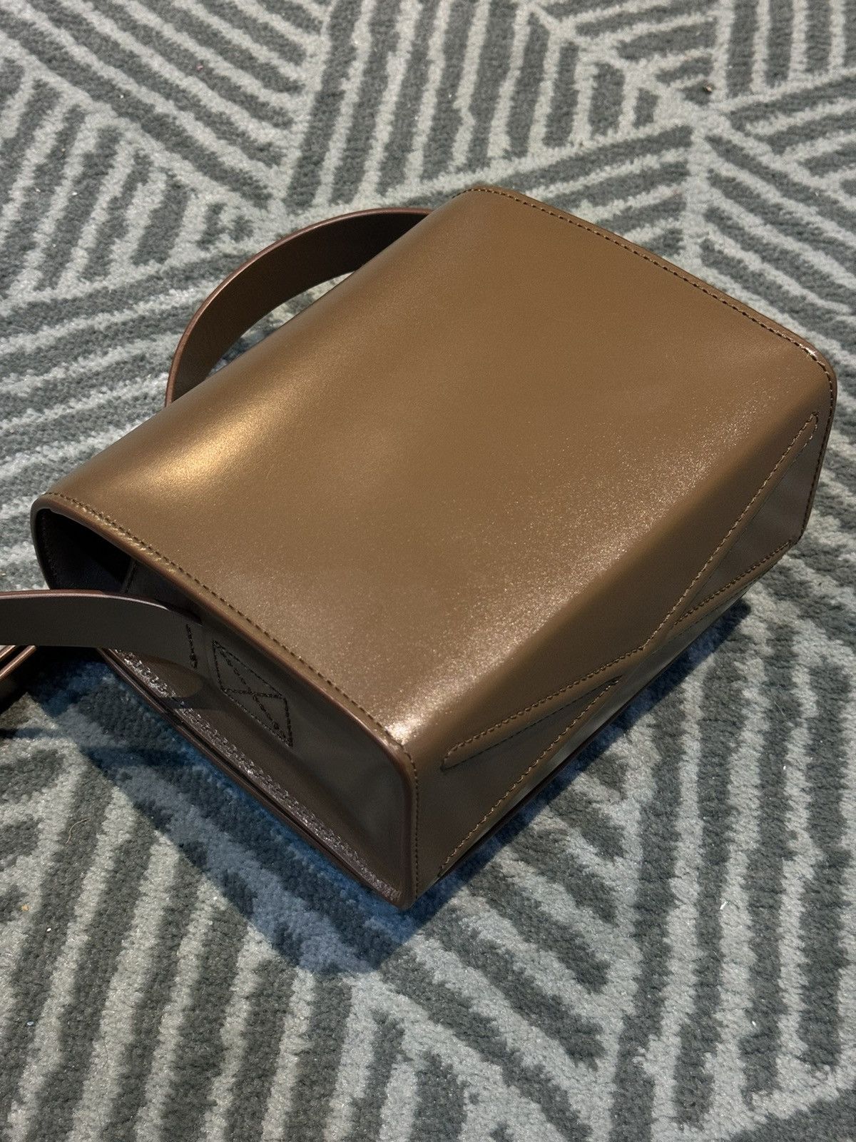 Lemaire LEMAIRE Camera Crossbody Bag Hazelnut Brown Size ONE SIZE - 7 Thumbnail