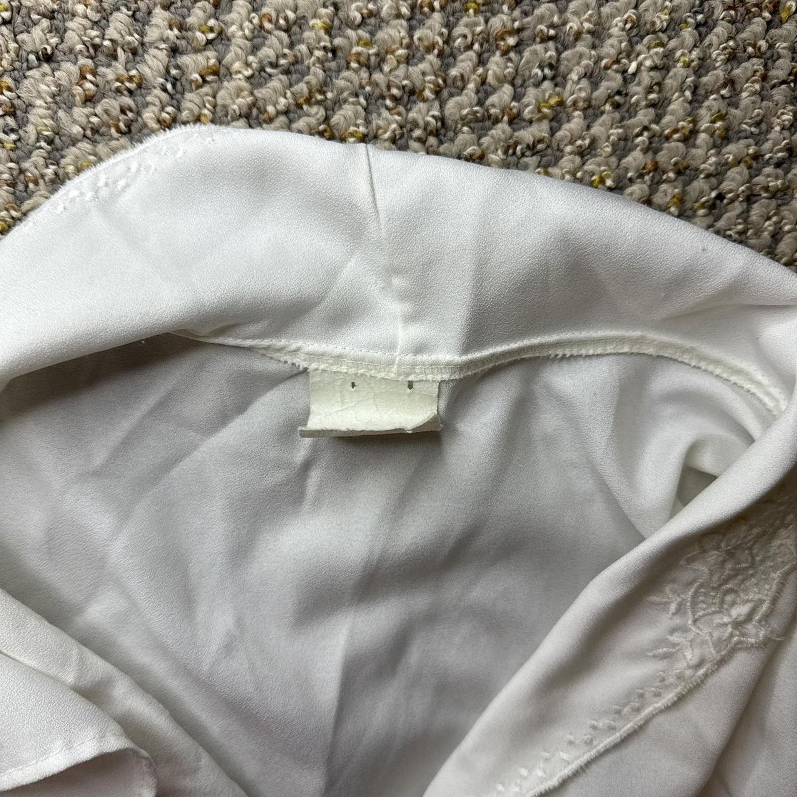 Other vintage white Edwardian/victorian-style button-up blouse Size S / US 4 / IT 40 - 6 Thumbnail