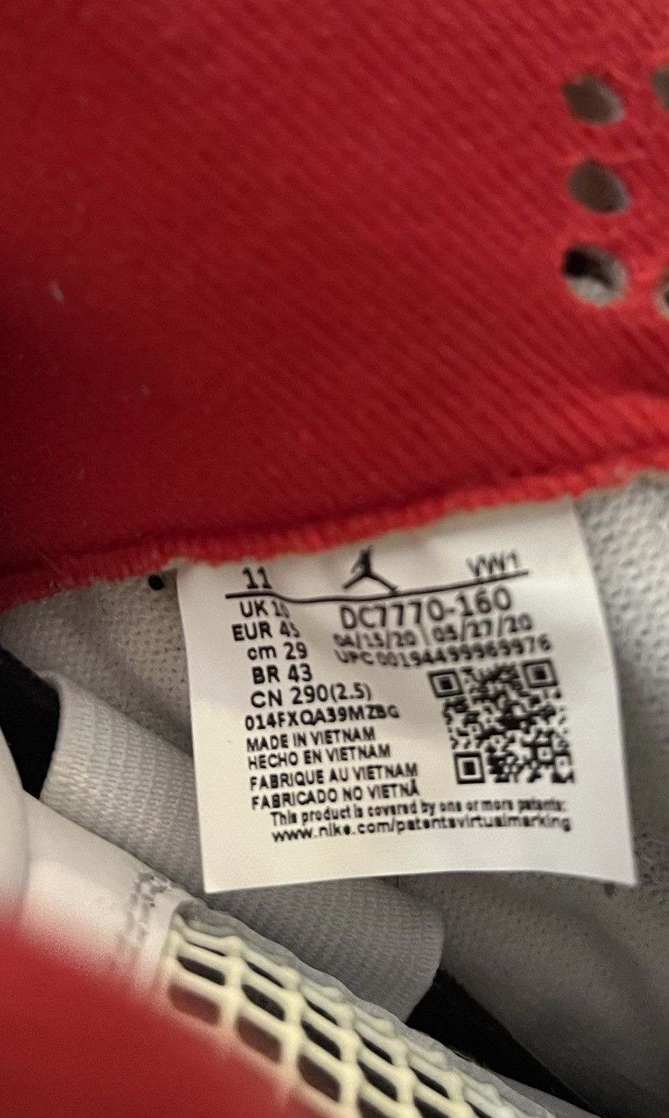 Jordan Brand Air Jordan 4 Retro OG Fire Red Size US 11 / EU 44 - 6 Thumbnail