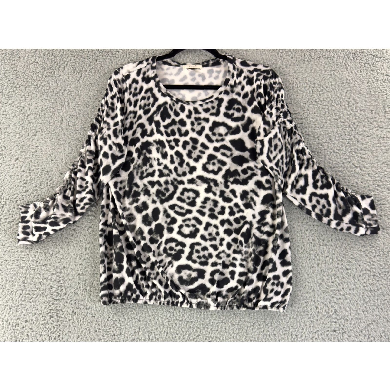 FREEBIRD Freebird Top Women Large Black Animal Print Long Sleeve Crew Neck Stretch Casual Size L / US 10 / IT 46 - 2 Thumbnail