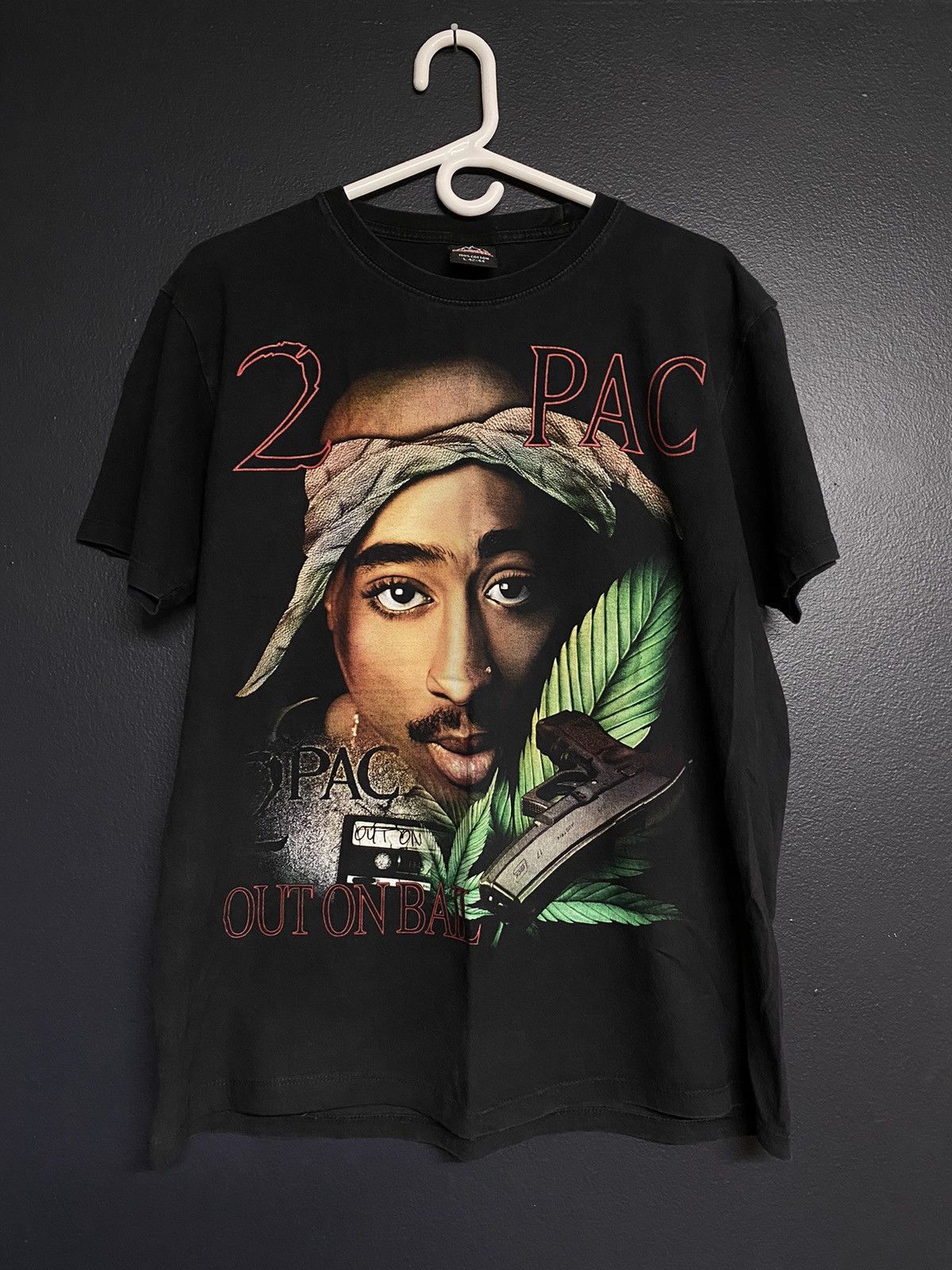 Rap Tees × Vintage Vintage 2Pac Tupac Shakur Out On Bail Tee Shirt Size US L / EU 52-54 / 3 - 1 Thumbnail