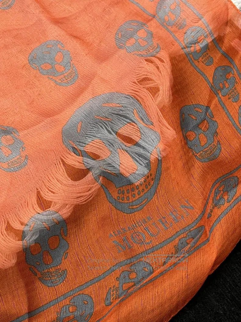 Alexander McQueen Alexander Mcqueen Orange skull printed scarf Size ONE SIZE - 4 Thumbnail
