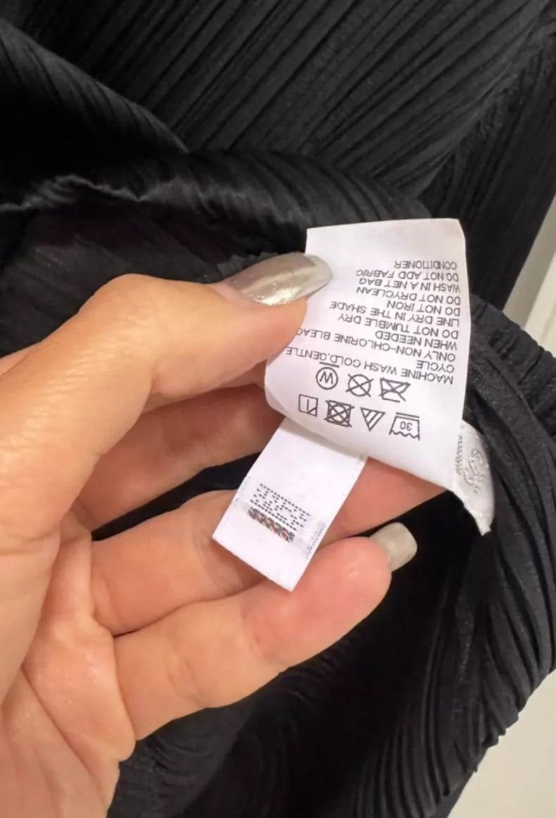 Issey Miyake Issey Miyake size:3 black dress Size XS / US 0-2 / IT 36-38 - 8 Thumbnail