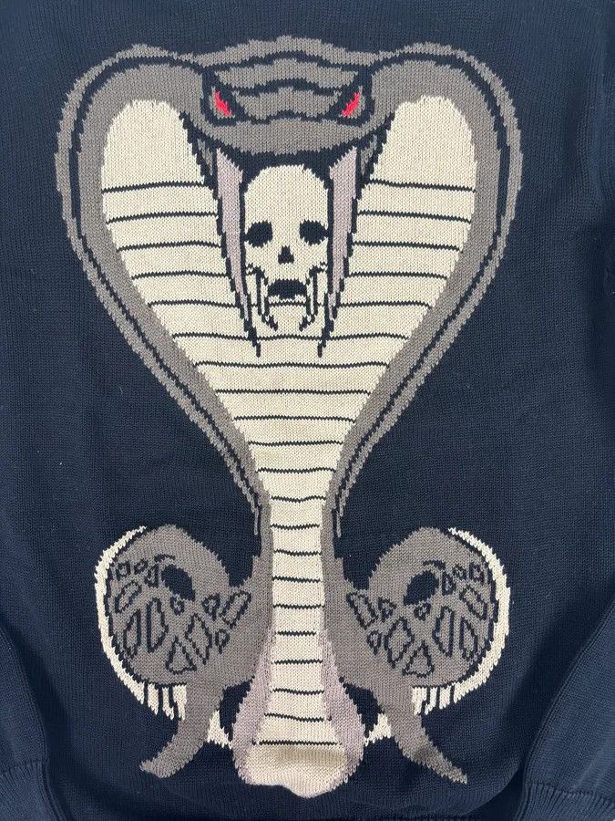 Givenchy AW2016 Givenchy Black Cobra Sweater by Ticcardo Tisci Size US S / EU 44-46 / 1 - 7 Thumbnail