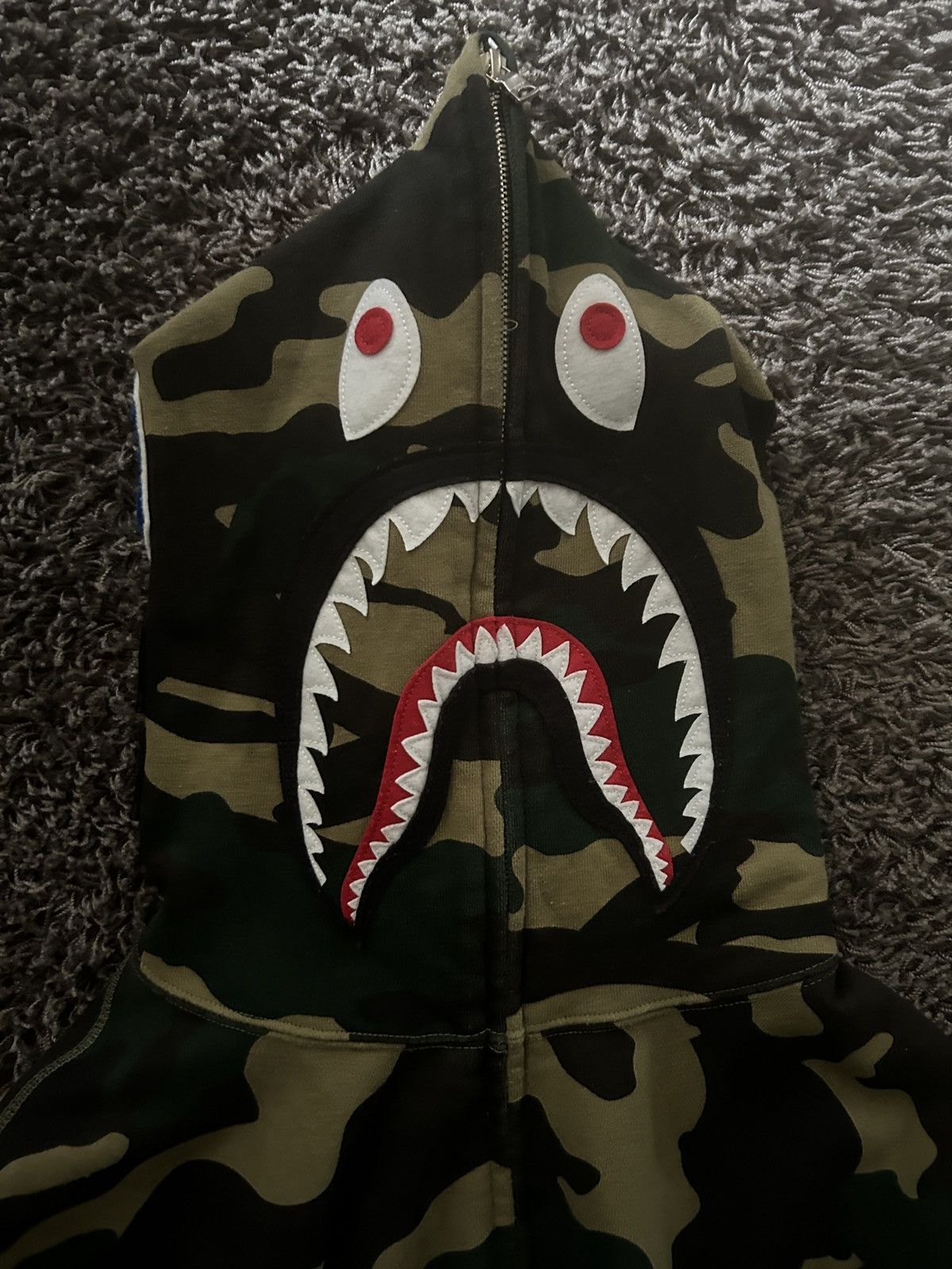 Bape Top Condition A Bathing Ape Classic Shark Zip Size US L / EU 52-54 / 3 - 9 Thumbnail