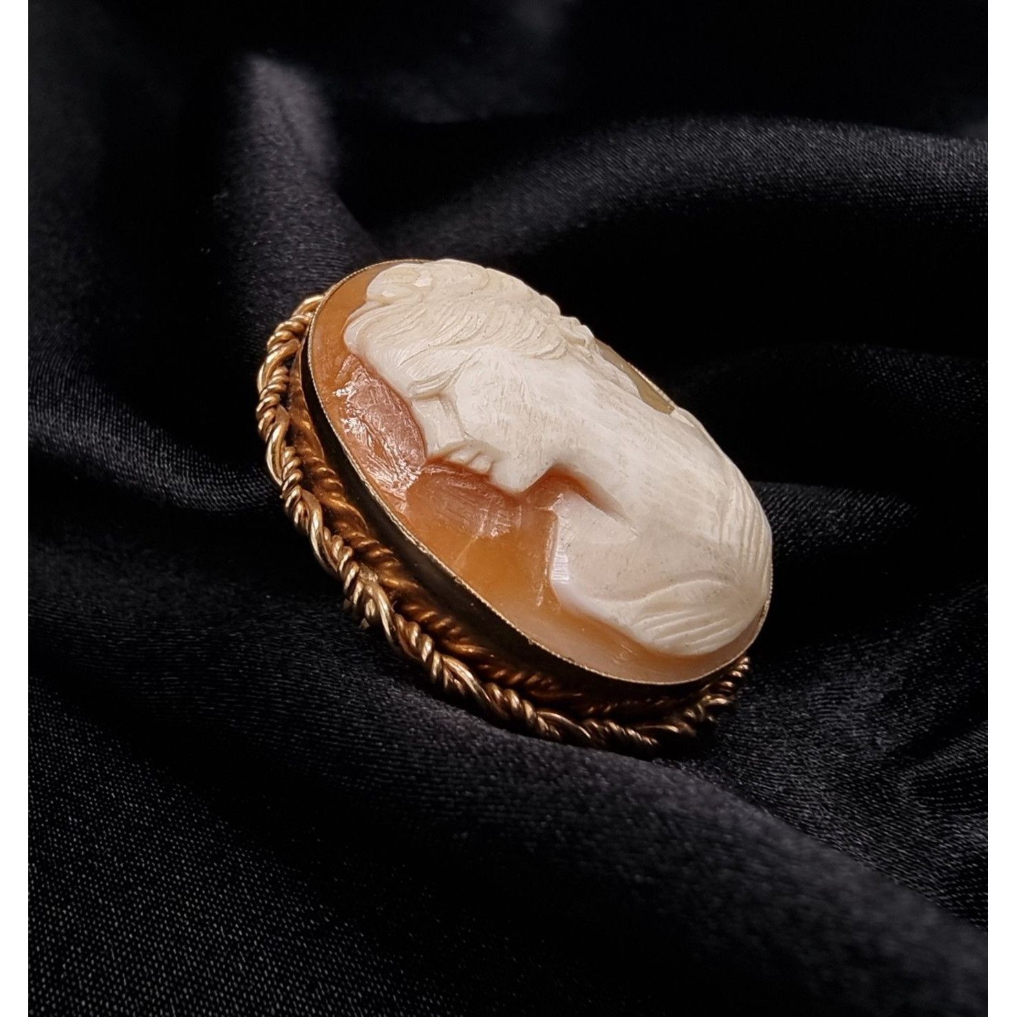 Vintage Rare Find Vintage 1960's-1970's INC Signed 12k Gold-Filled N Size ONE SIZE - 4 Thumbnail