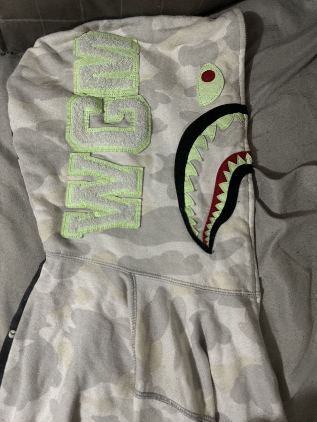 Bape Men’s multi camo bape hoodie Size US M / EU 48-50 / 2 - 1 Thumbnail