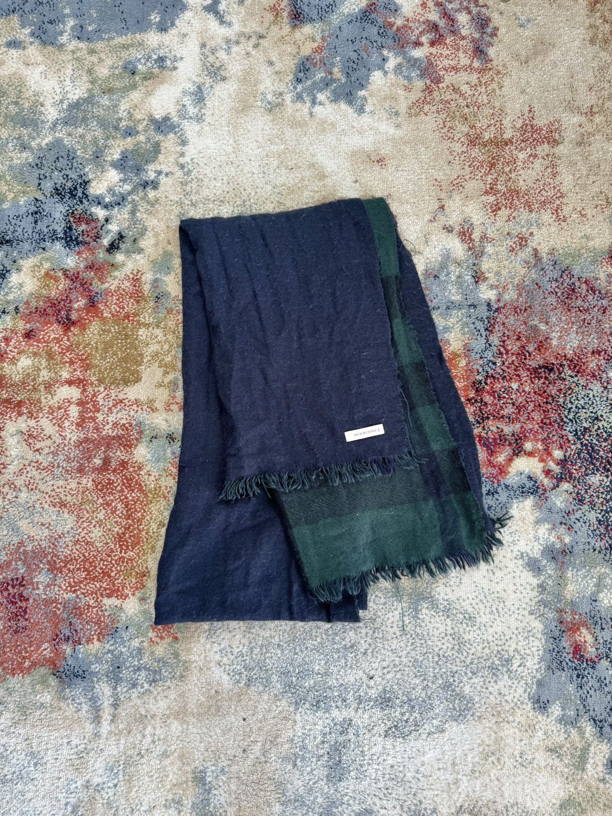 Burberry Vintage Burberry Logo Scarf Size ONE SIZE - 1 Thumbnail