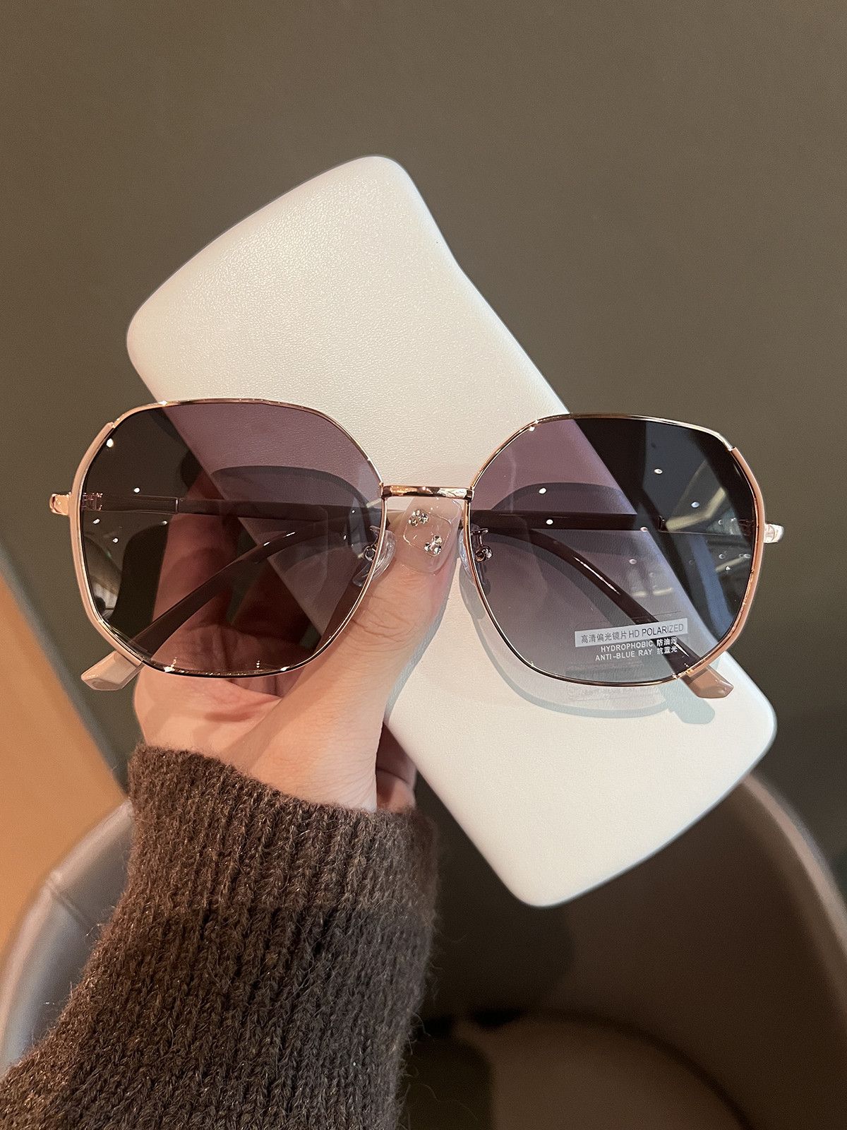 VIBE Modern Street ins style custom avant-garde sunglasses Size ONE SIZE - 1 Thumbnail