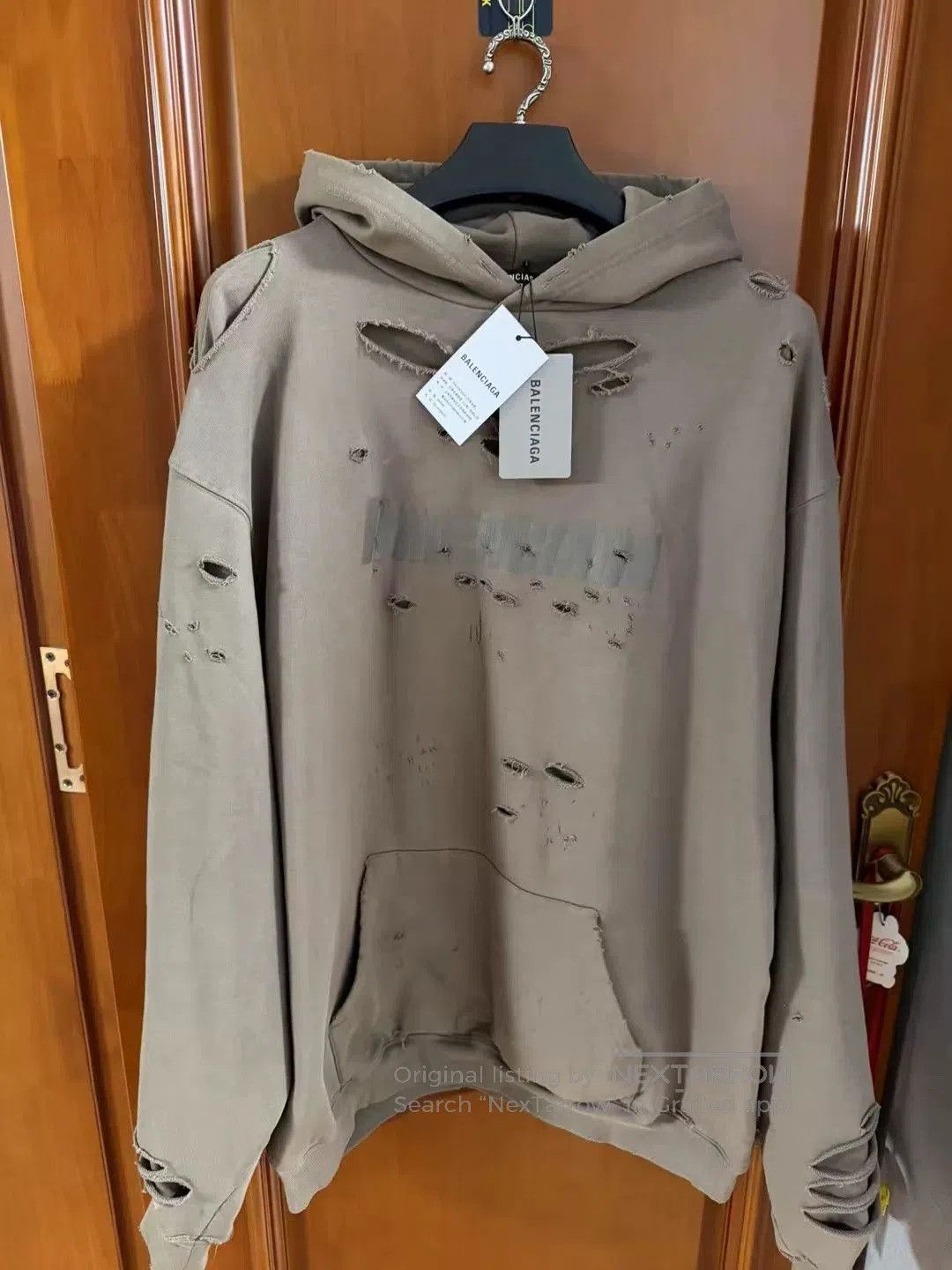 Balenciaga balenciaga distressed hooded sweatshirt in beige. Size US M / EU 48-50 / 2 - 1 Thumbnail